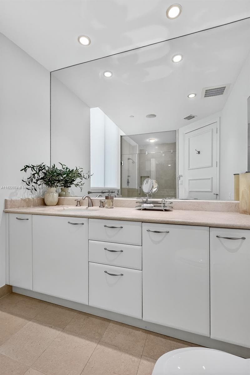 20155 NE 38th Ct # 2201, Aventura FL 33180 — 49