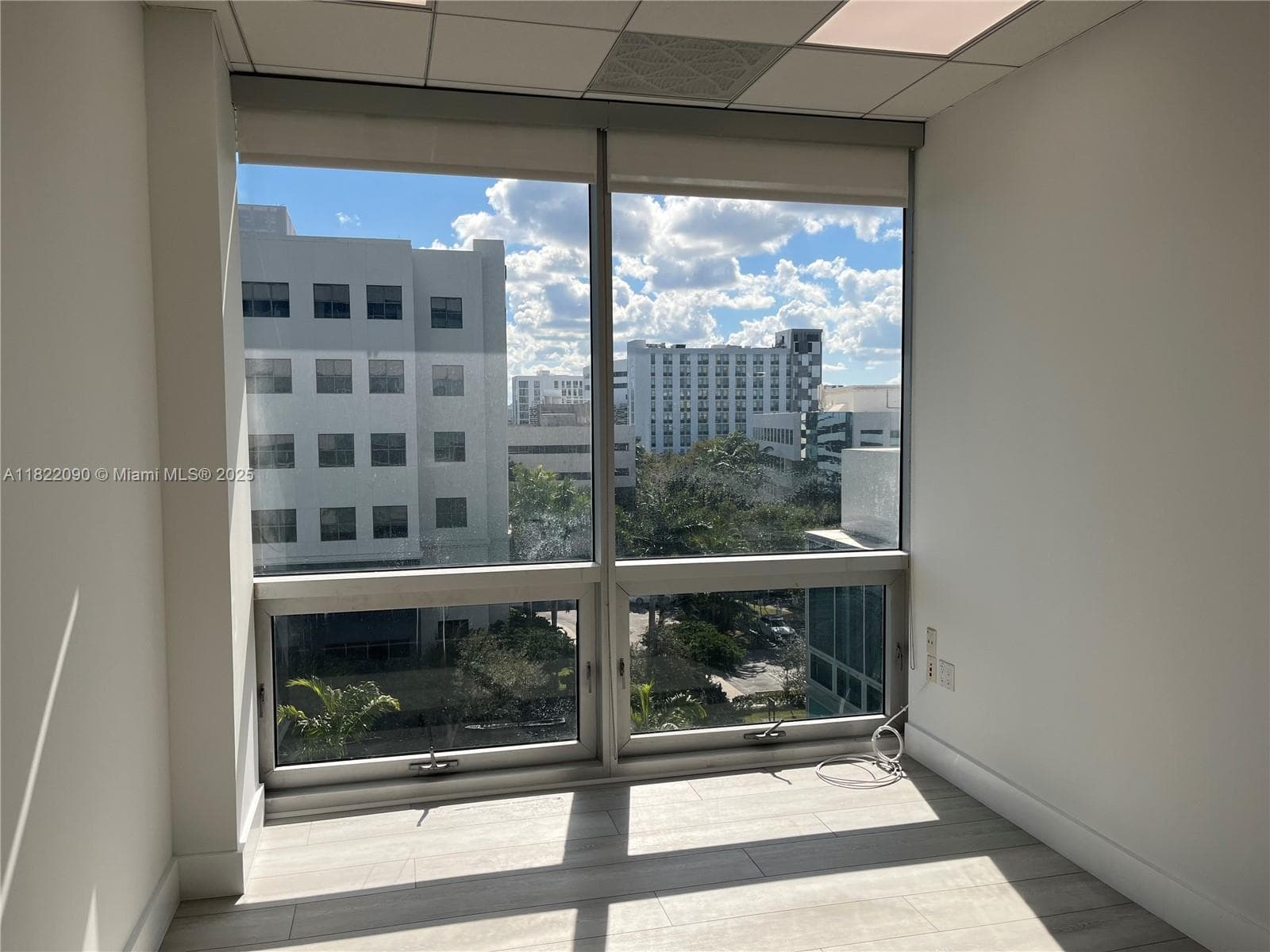 20900 NE 30th Ave # 412, Aventura FL 33180 — 4