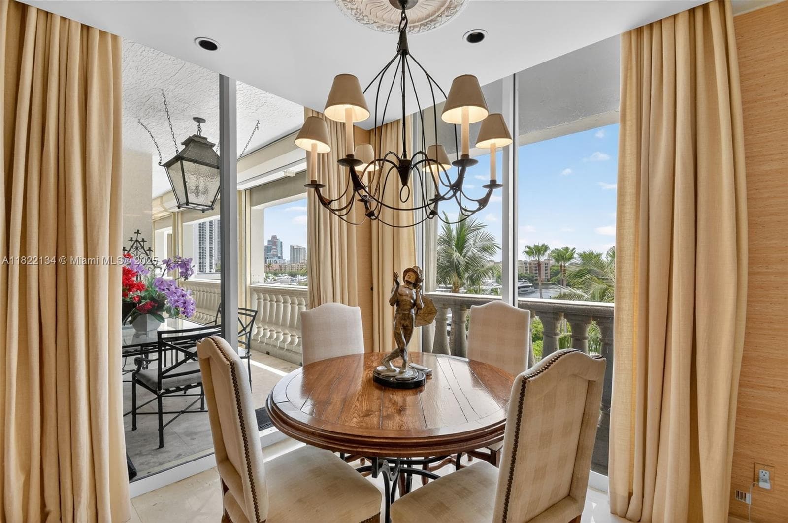 19925 NE 39th Pl # 404, Aventura FL 33180 — 25