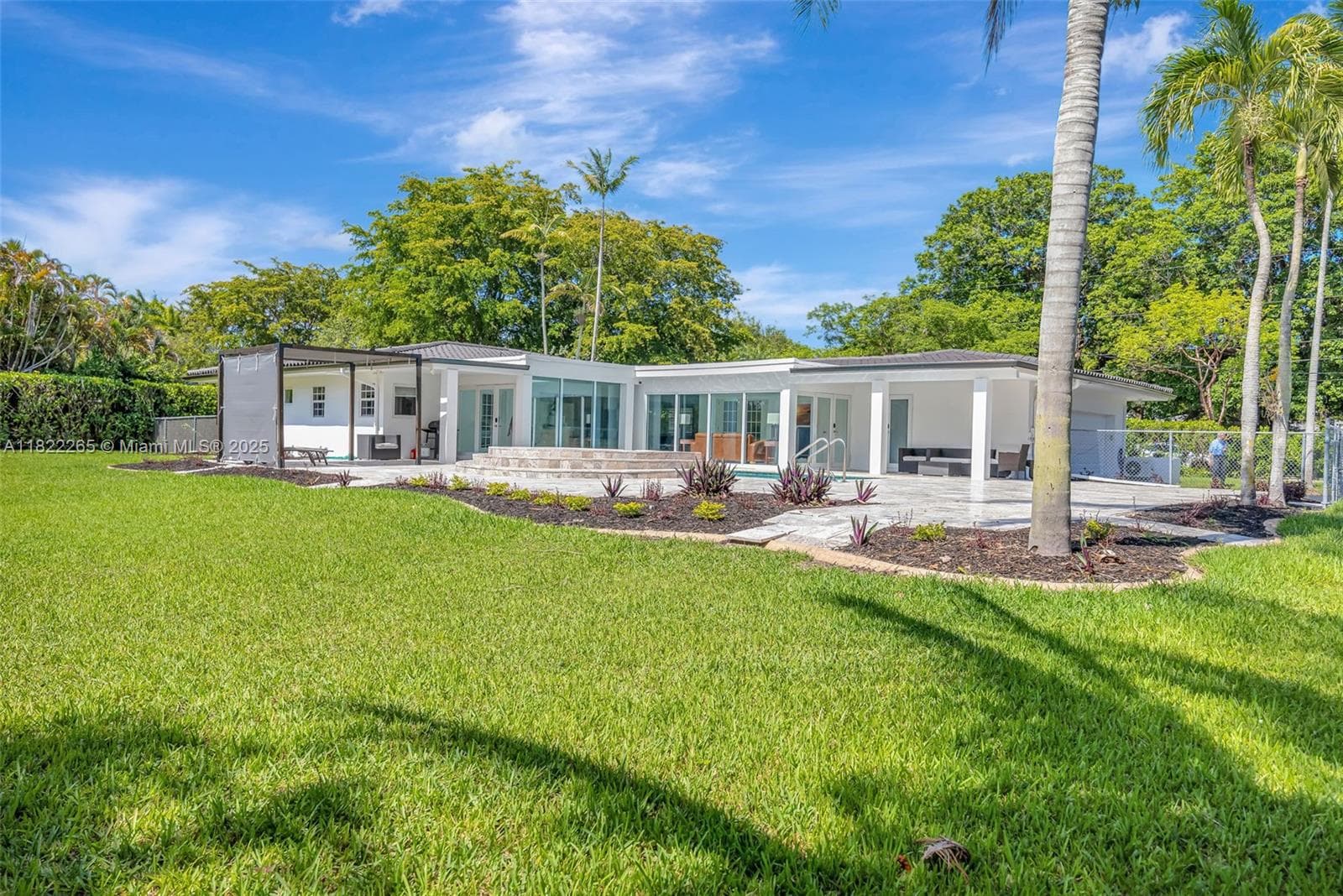 11230 SW 69th Ct, Pinecrest FL 33156 — 80