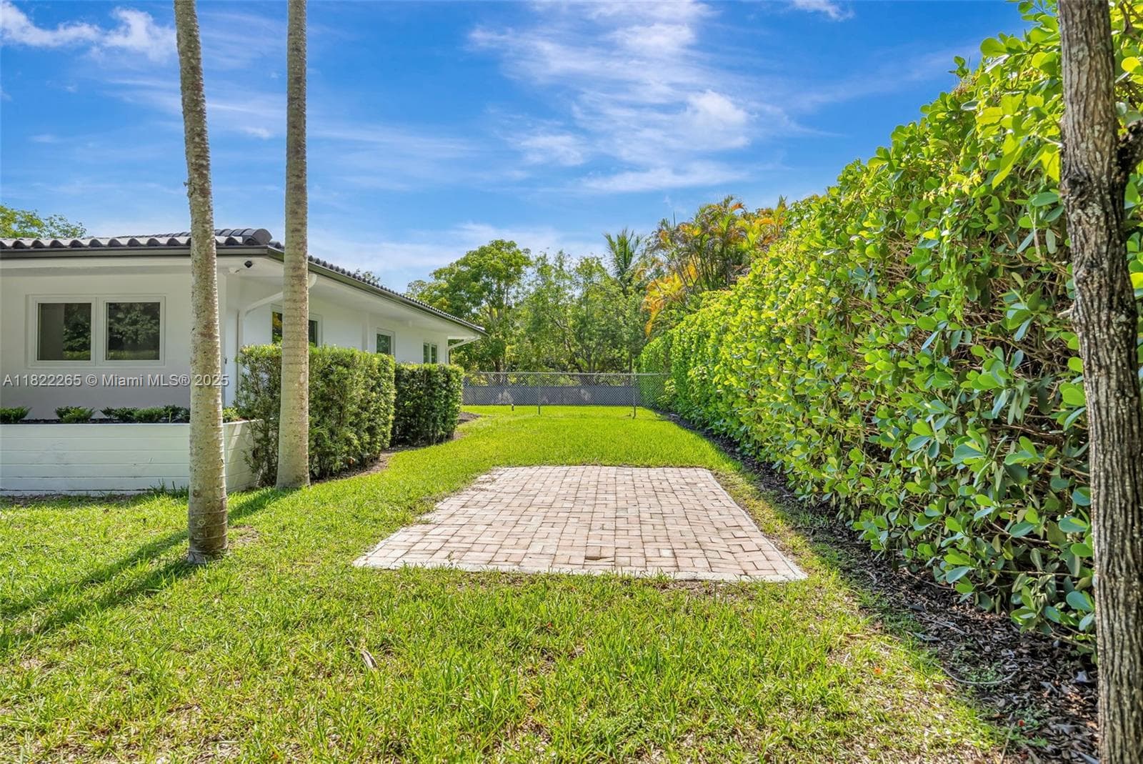 11230 SW 69th Ct, Pinecrest FL 33156 — 92