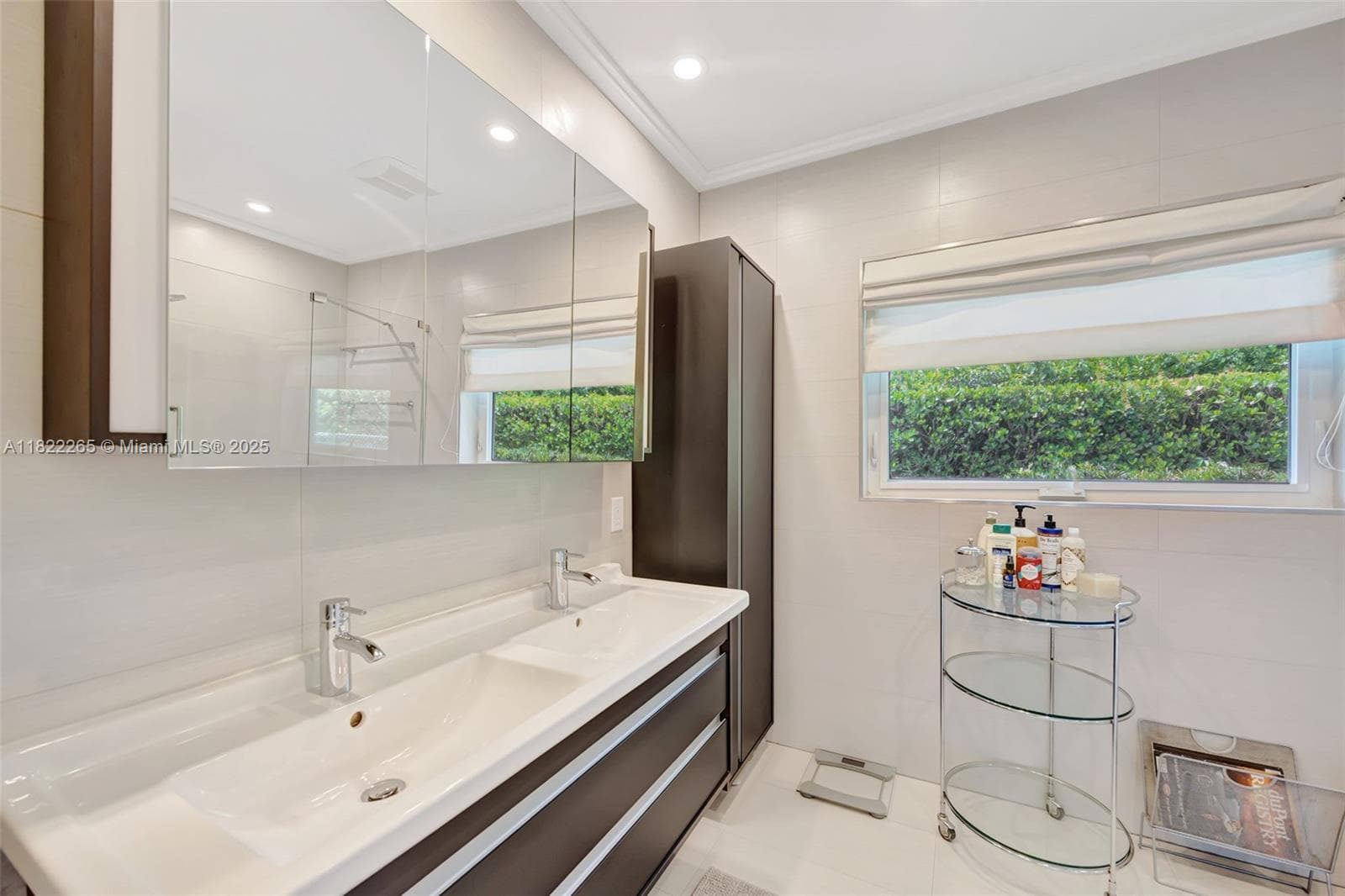 11230 SW 69th Ct, Pinecrest FL 33156 — 9