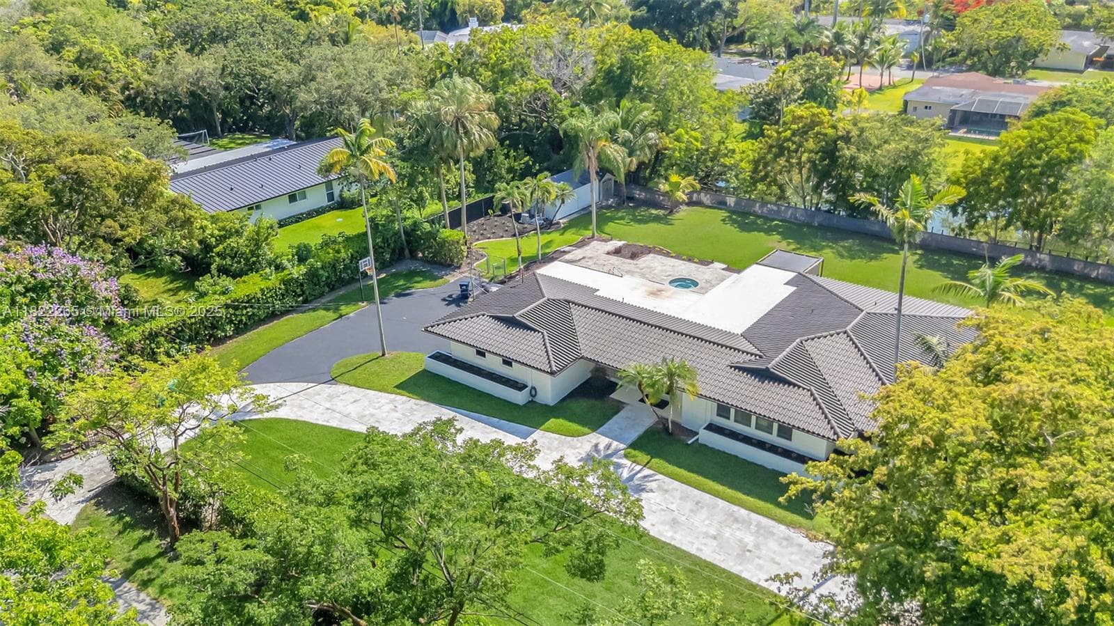 11230 SW 69th Ct, Pinecrest FL 33156 — 37