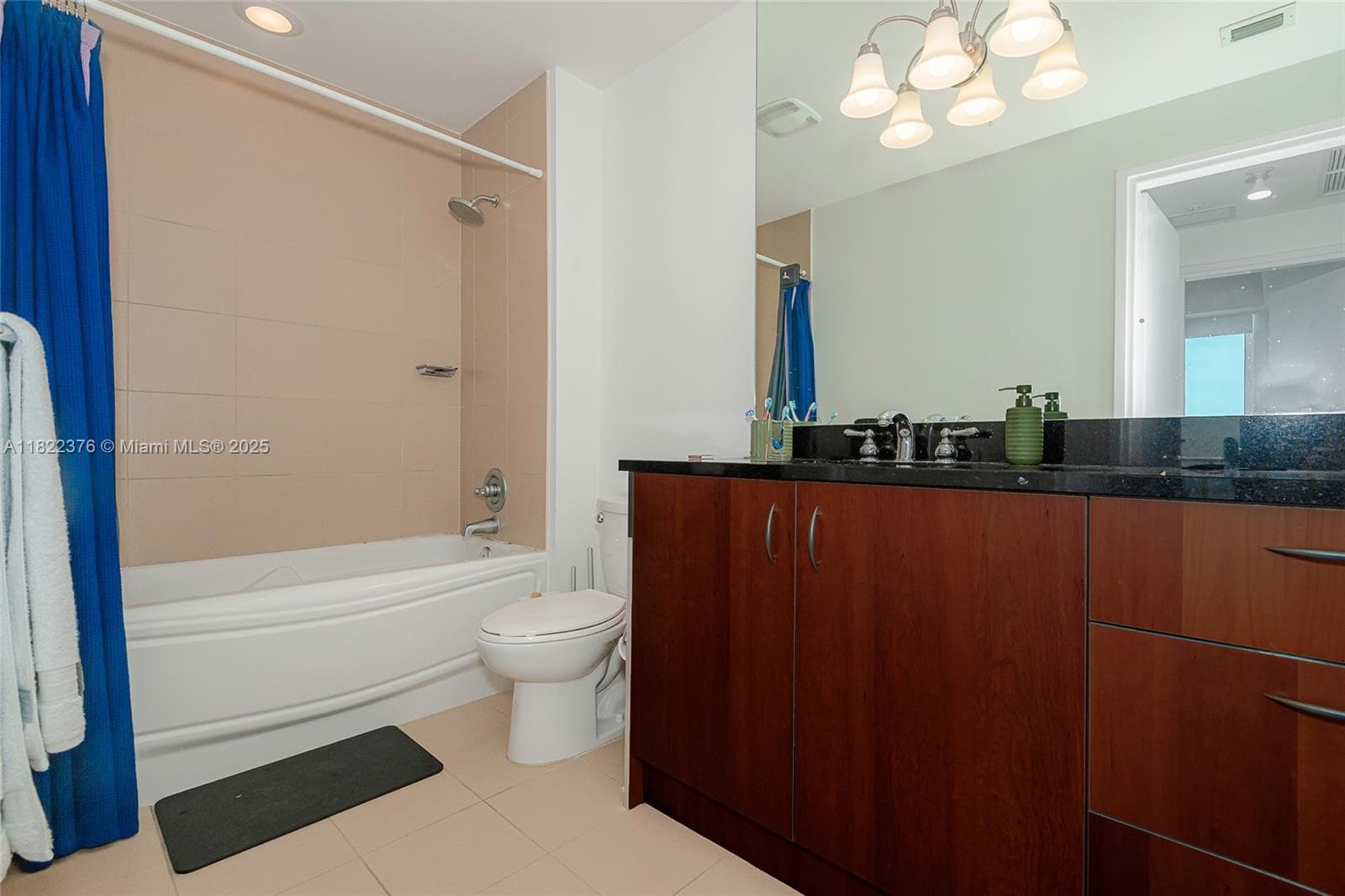 300 S Biscayne Blvd # 2612, Miami FL 33131 — 21