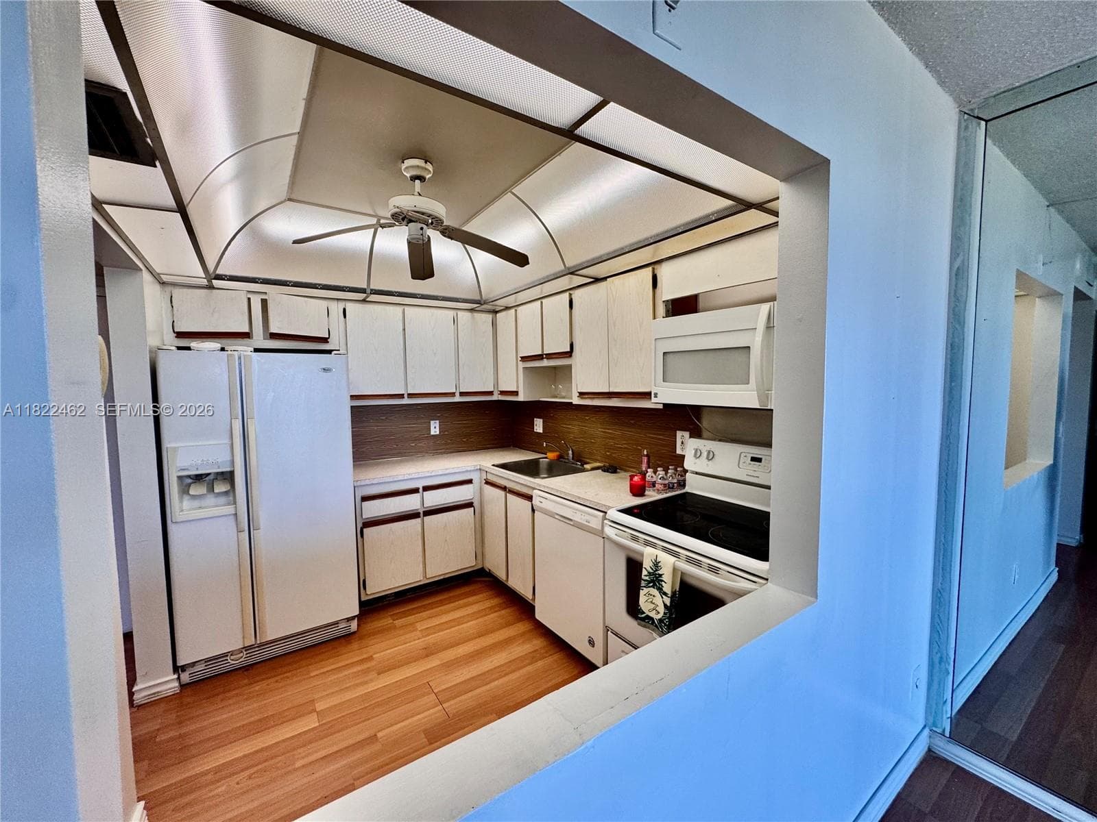 13499 Biscayne Blvd # 703, North Miami FL 33181 — 25