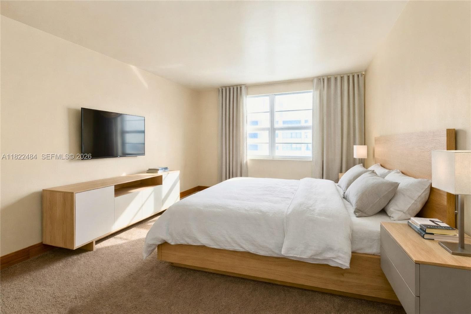 100 Lincoln Rd # 811, Miami Beach FL 33139 — 12