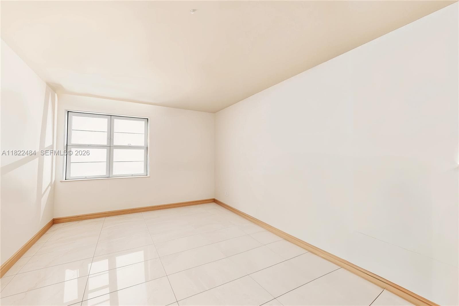 100 Lincoln Rd # 811, Miami Beach FL 33139 — 9