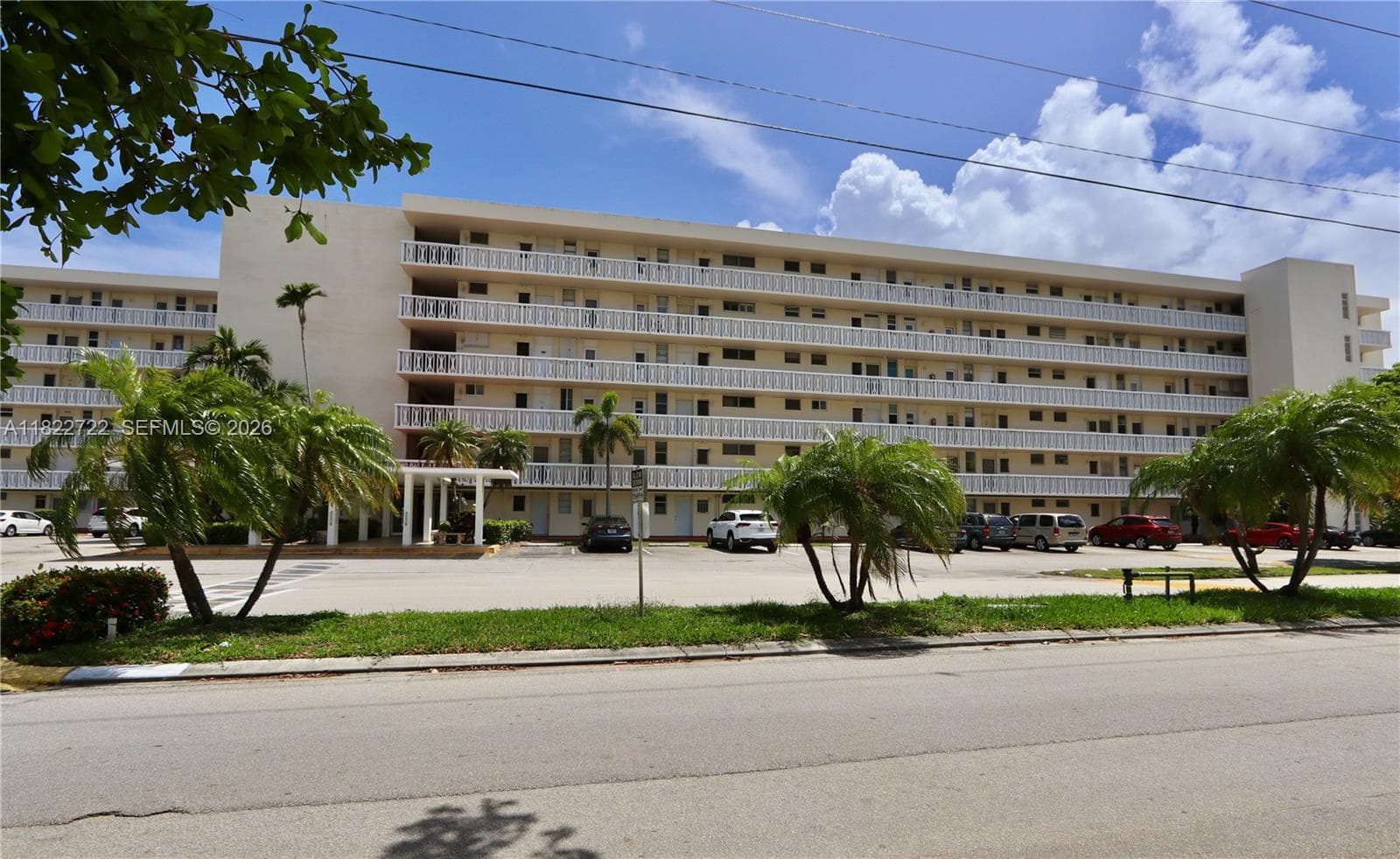 2920 Point East Dr # N208, Aventura FL 33160 — 25