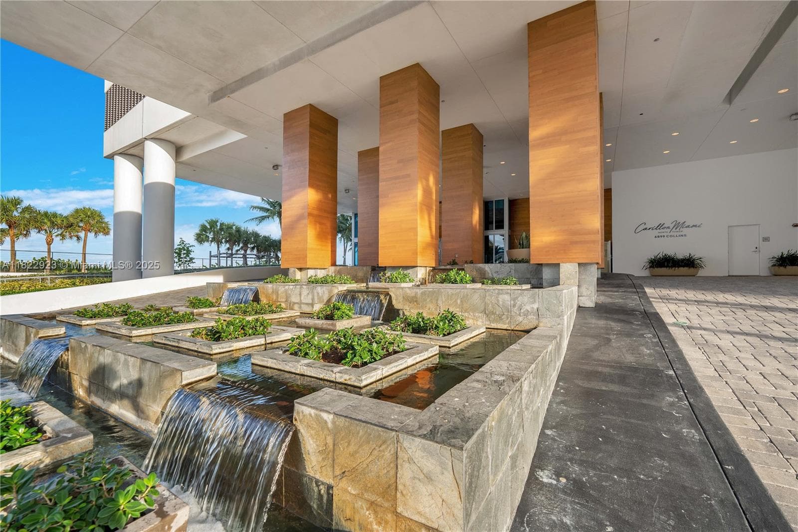 6899 Collins Ave # 1409, Miami Beach FL 33141 — 34