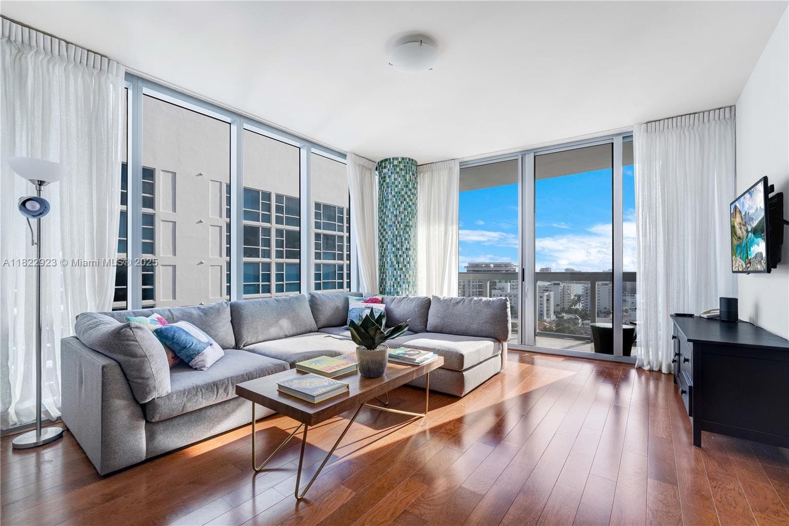6899 Collins Ave # 1409, Miami Beach FL 33141 — 4