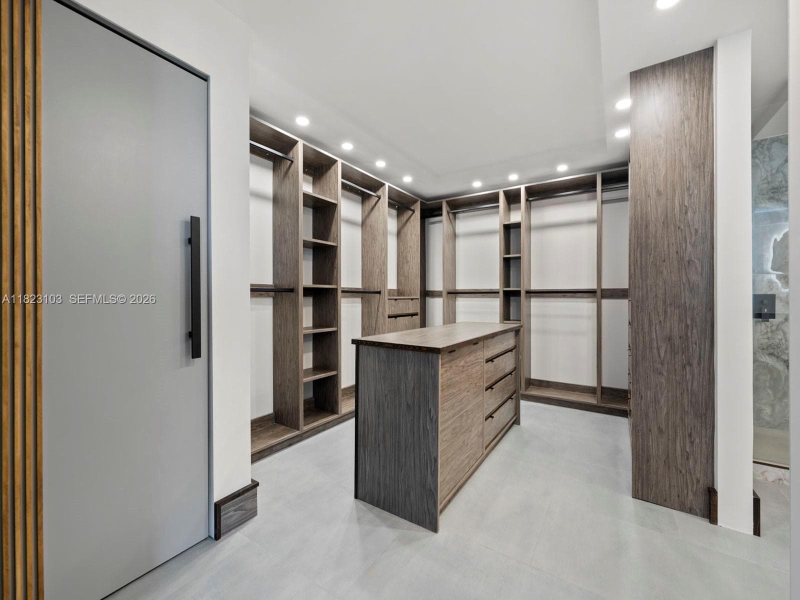 700 Coral Way # 5, Coral Gables FL 33134 — 35