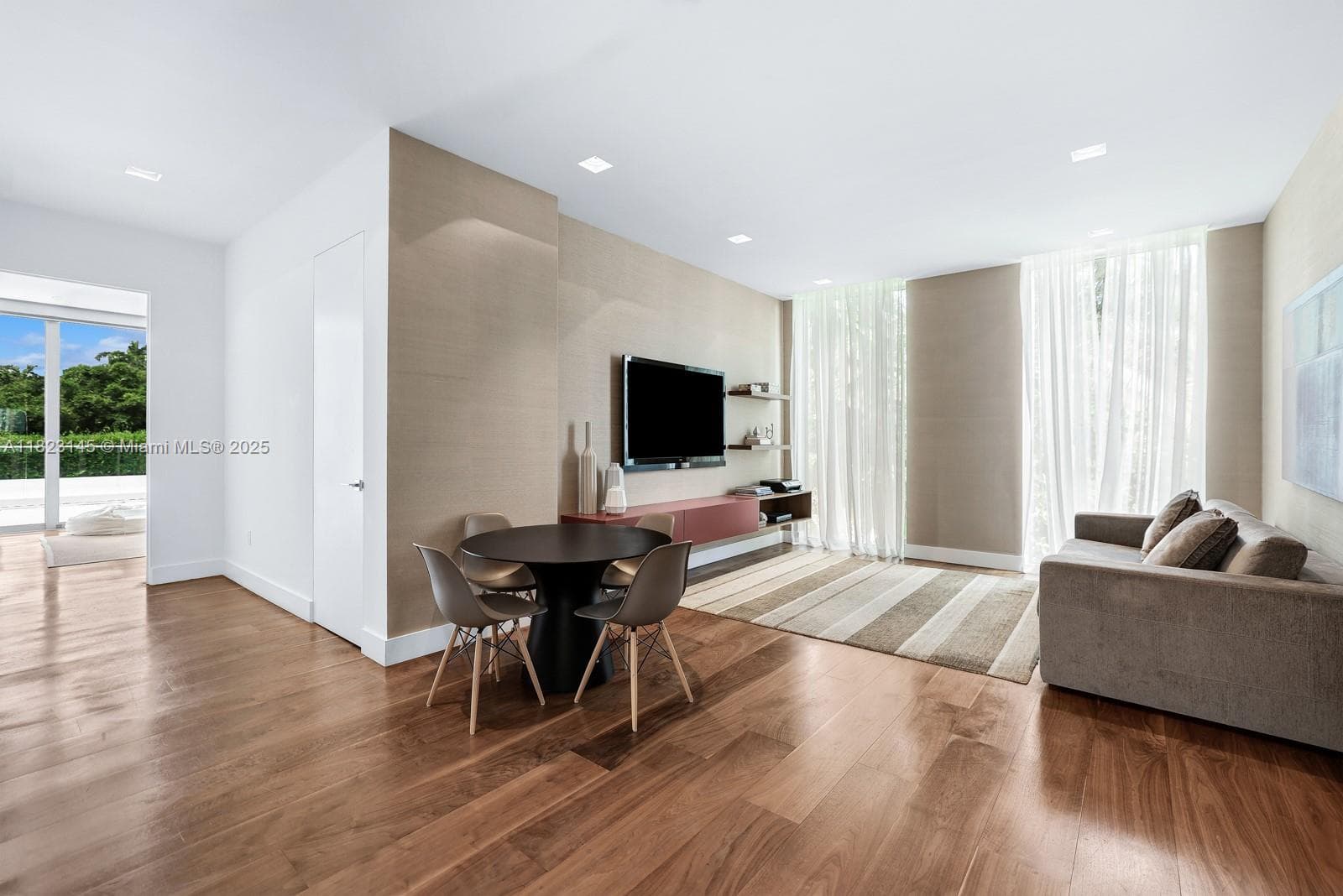 30 Palm Ave, Miami Beach FL 33139 — 53