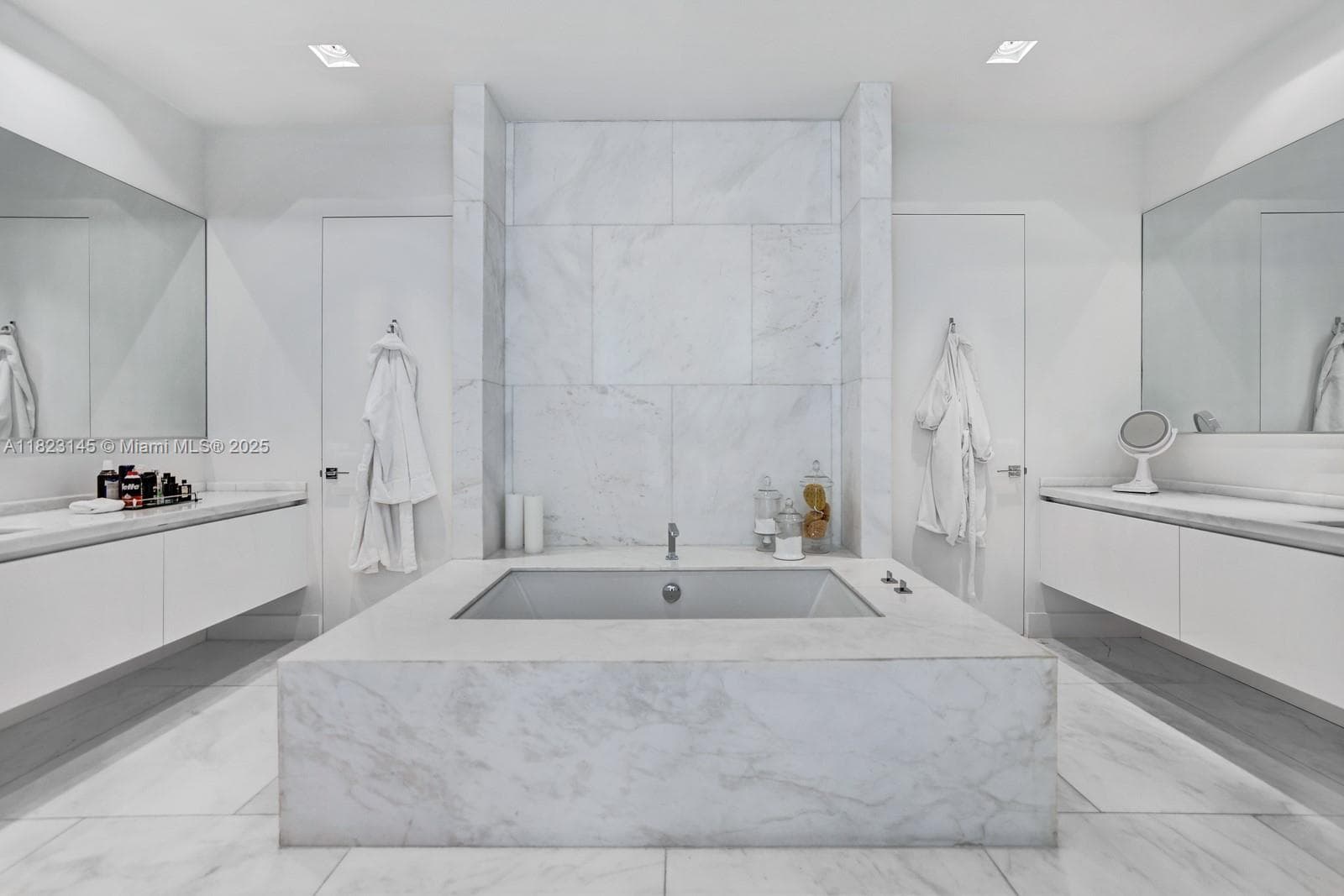 30 Palm Ave, Miami Beach FL 33139 — 50