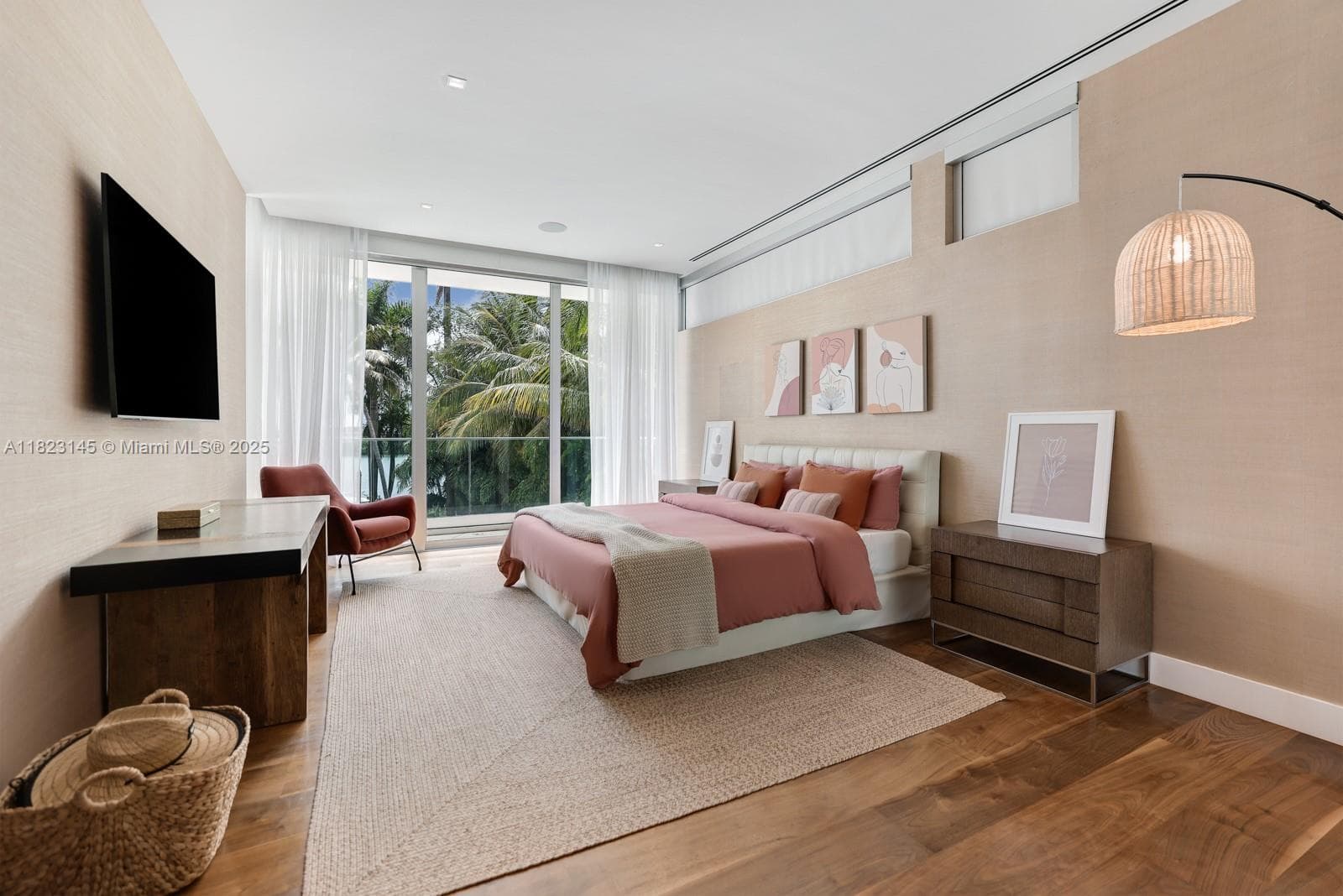 30 Palm Ave, Miami Beach FL 33139 — 44