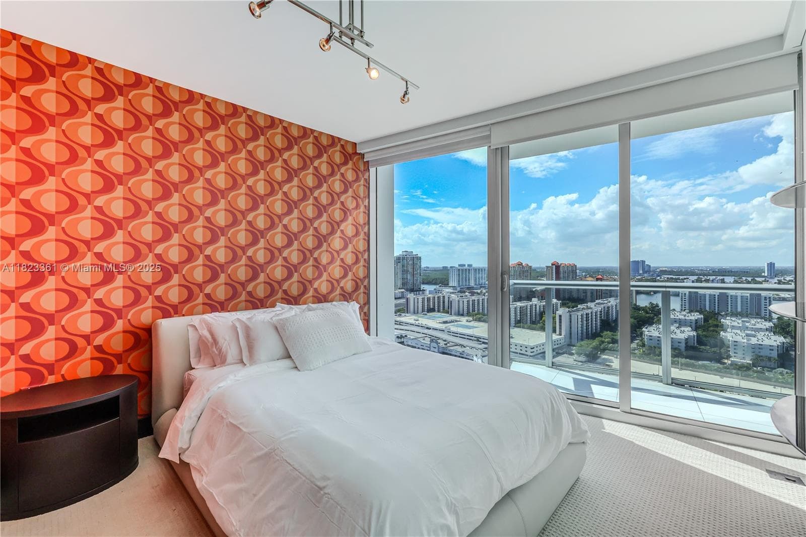 17001 Collins Ave # 2508, Sunny Isles Beach FL 33160 — 24