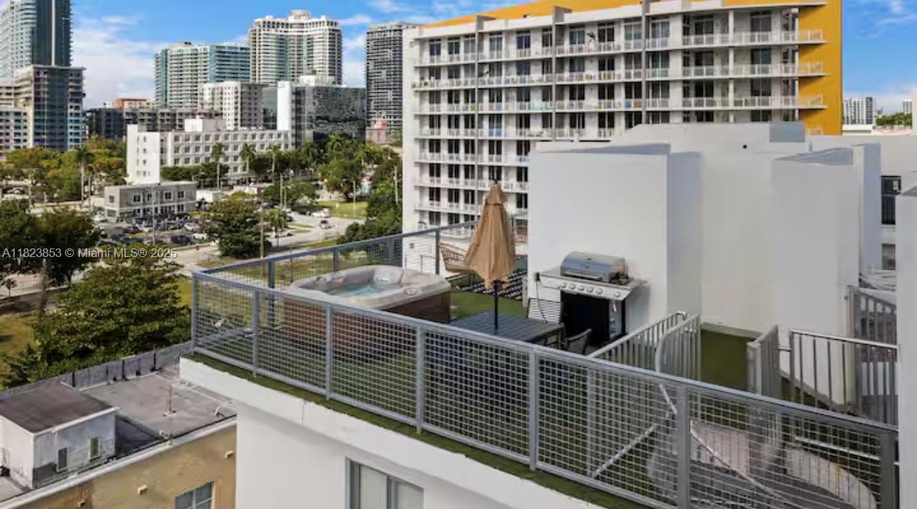 481 NE 29th St # 706, Miami FL 33137 — 3