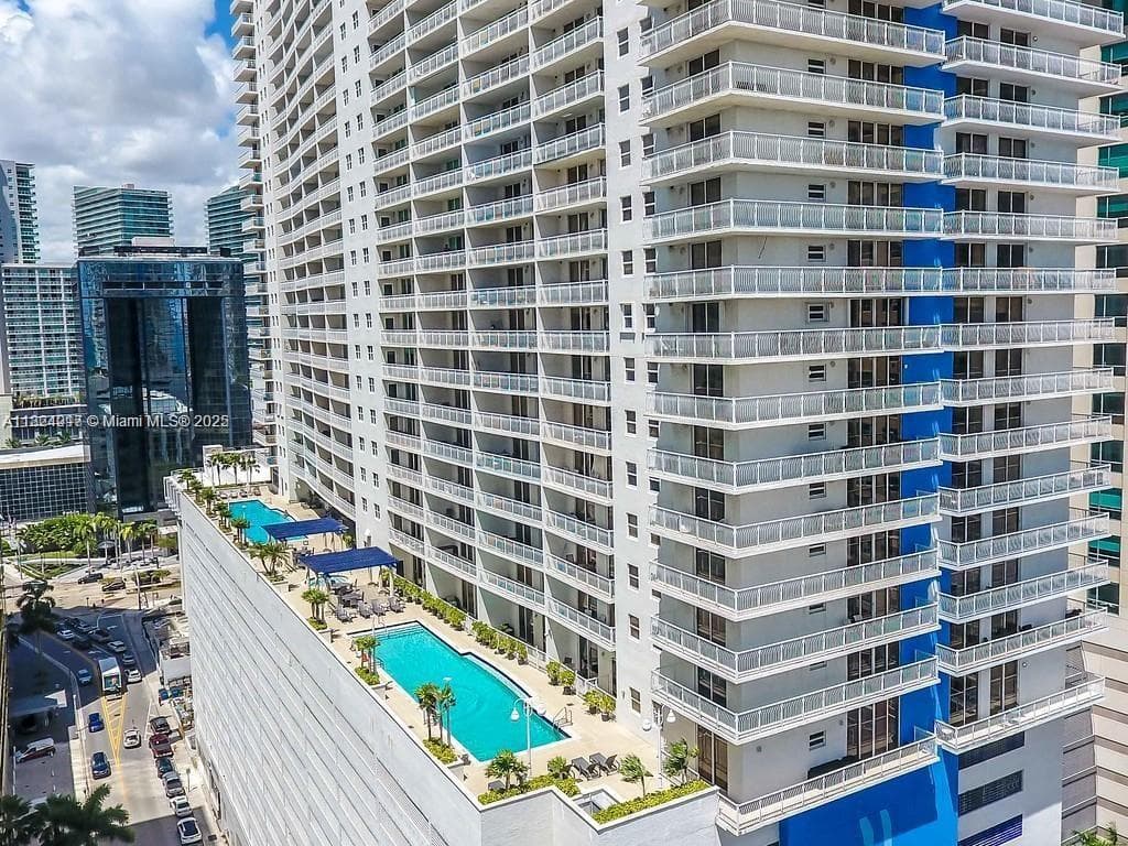 1200 Brickell Bay Dr # 1518, Miami FL 33131 — 3