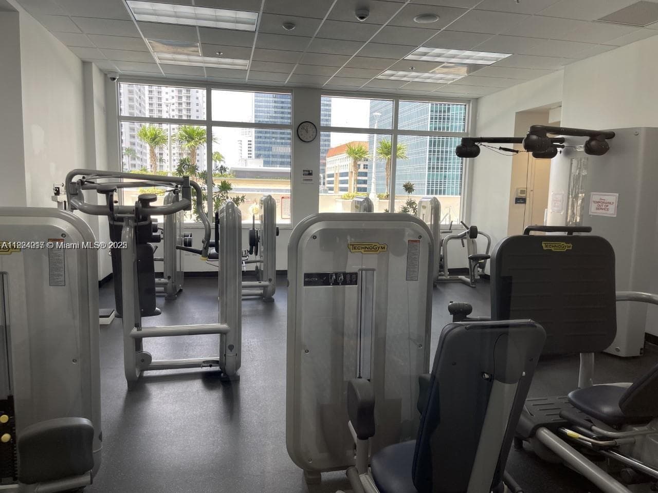 1200 Brickell Bay Dr # 1518, Miami FL 33131 — 21