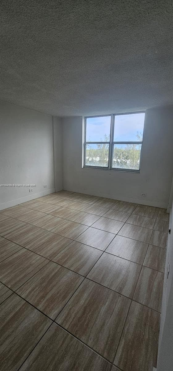 3660 NE 166th St # 503, North Miami Beach FL 33160 — 5