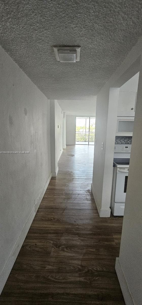 3660 NE 166th St # 503, North Miami Beach FL 33160 — 4