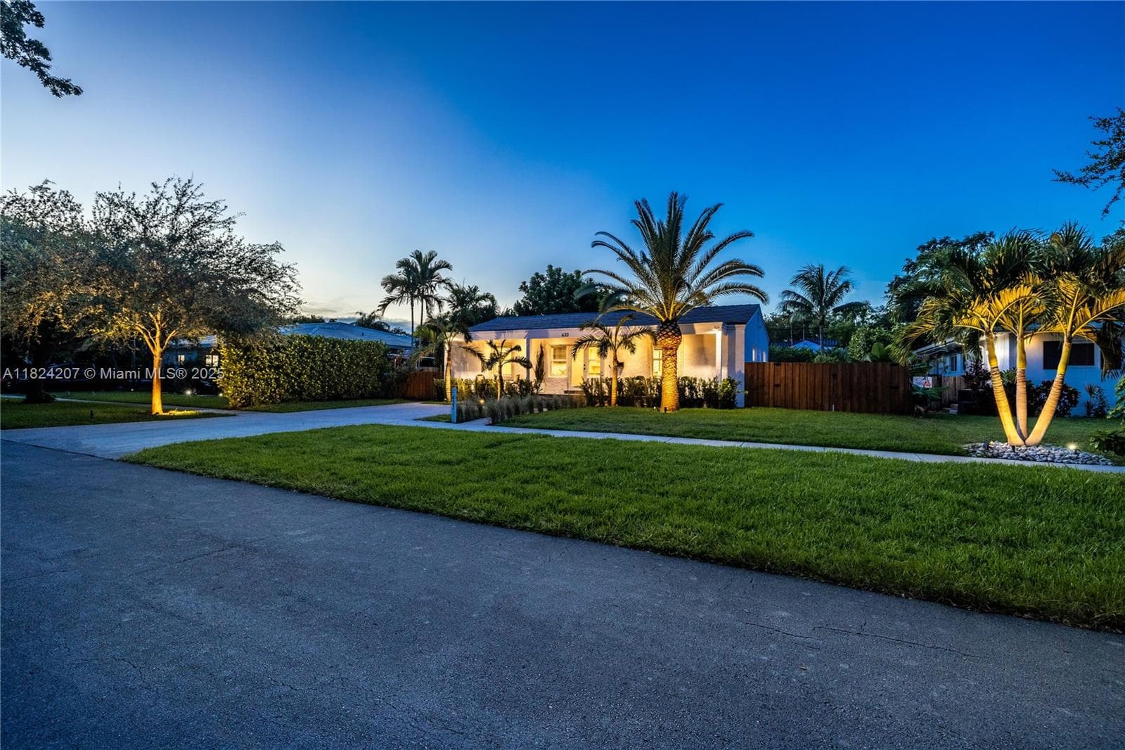 433 NE 91st St, Miami Shores FL 33138 — 82