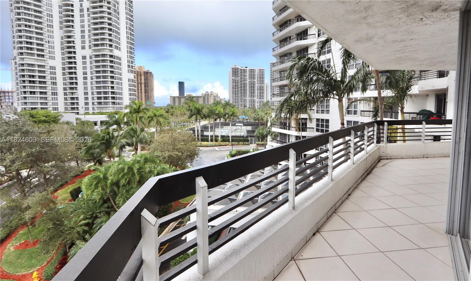 3530 Mystic Pointe Dr # 506, Aventura FL 33180 — 1