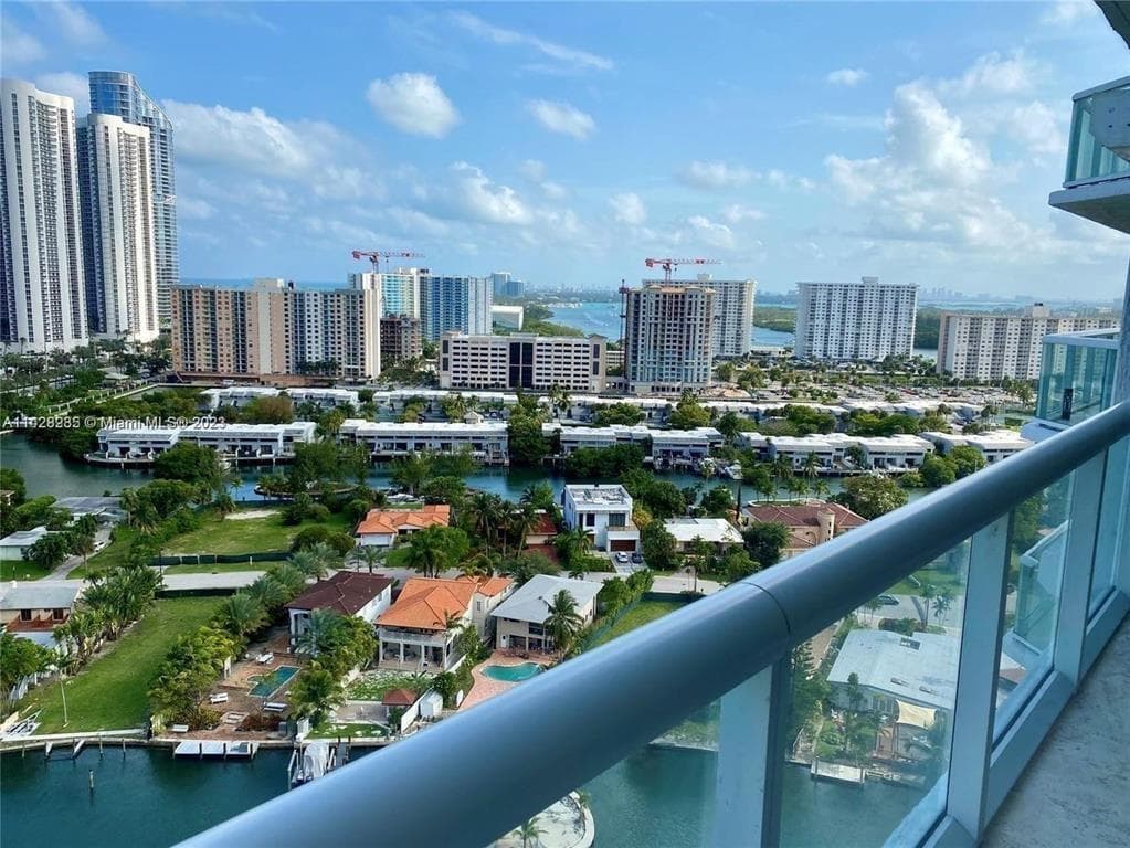 16500 Collins Avenue # 2052, Sunny Isles Beach FL 33160 — 2