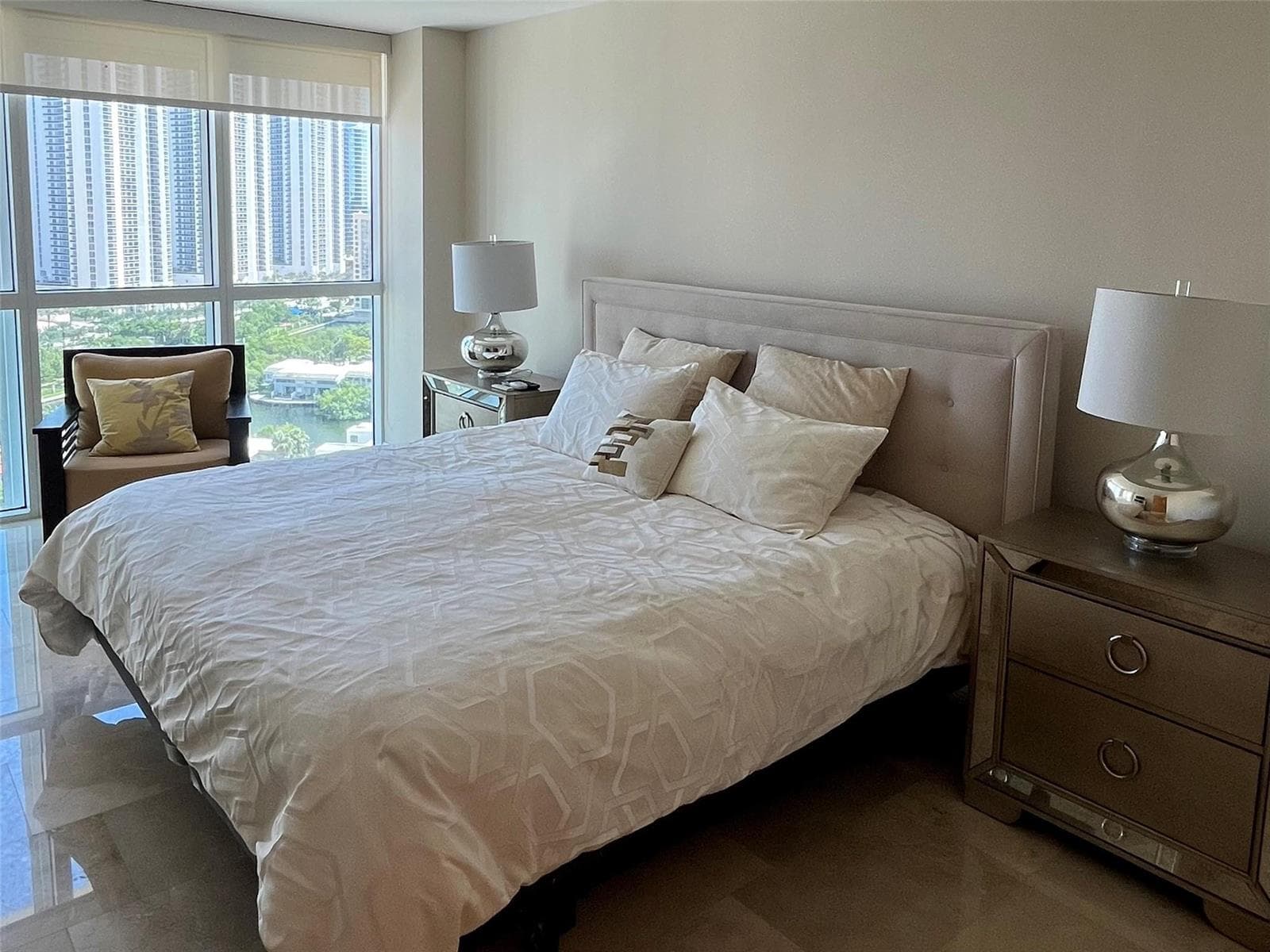 16500 Collins Avenue # 2052, Sunny Isles Beach FL 33160 — 17