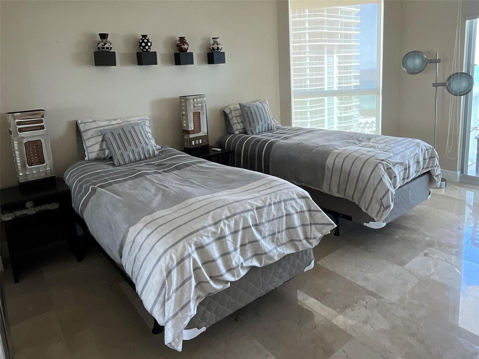 16500 Collins Avenue # 2052, Sunny Isles Beach FL 33160 — 28