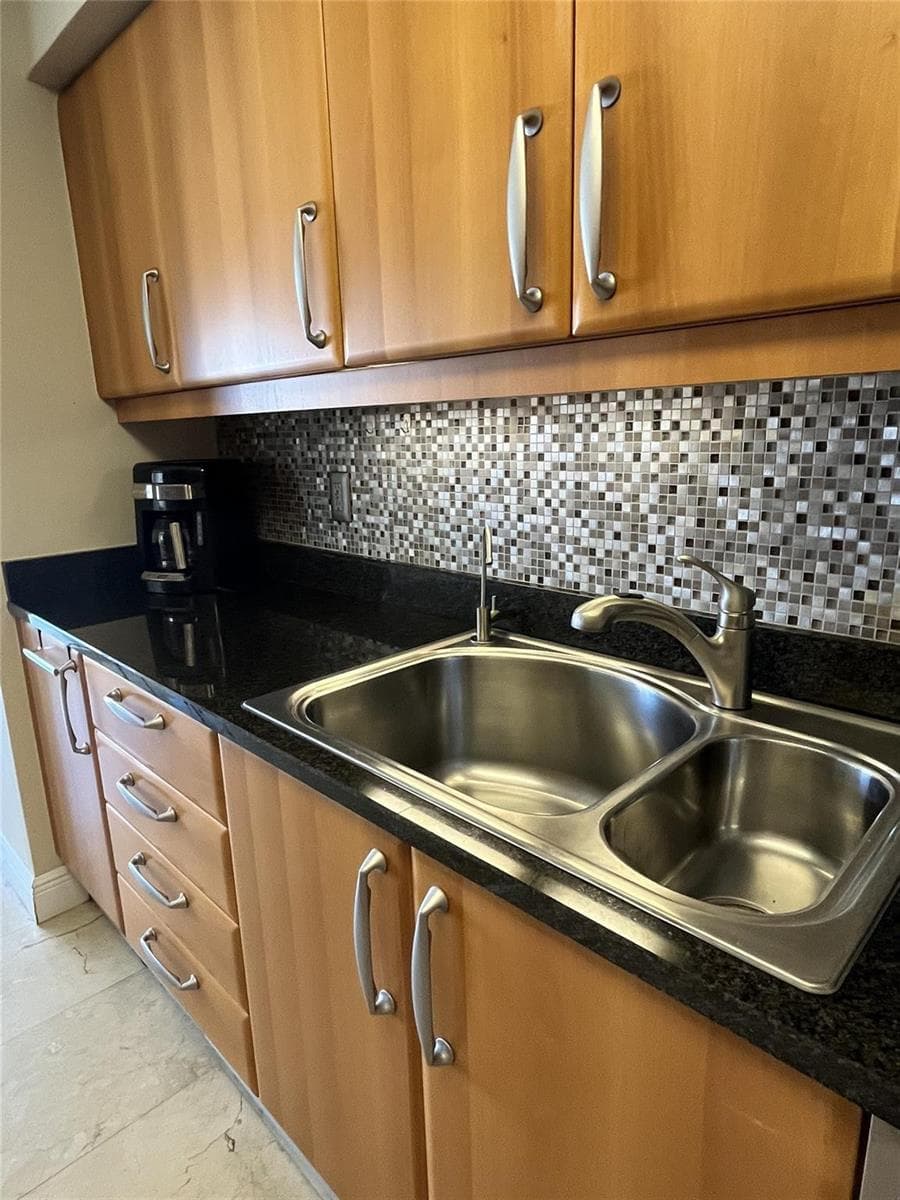16500 Collins Avenue # 2052, Sunny Isles Beach FL 33160 — 14