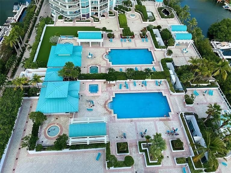 16500 Collins Avenue # 2052, Sunny Isles Beach FL 33160 — 31
