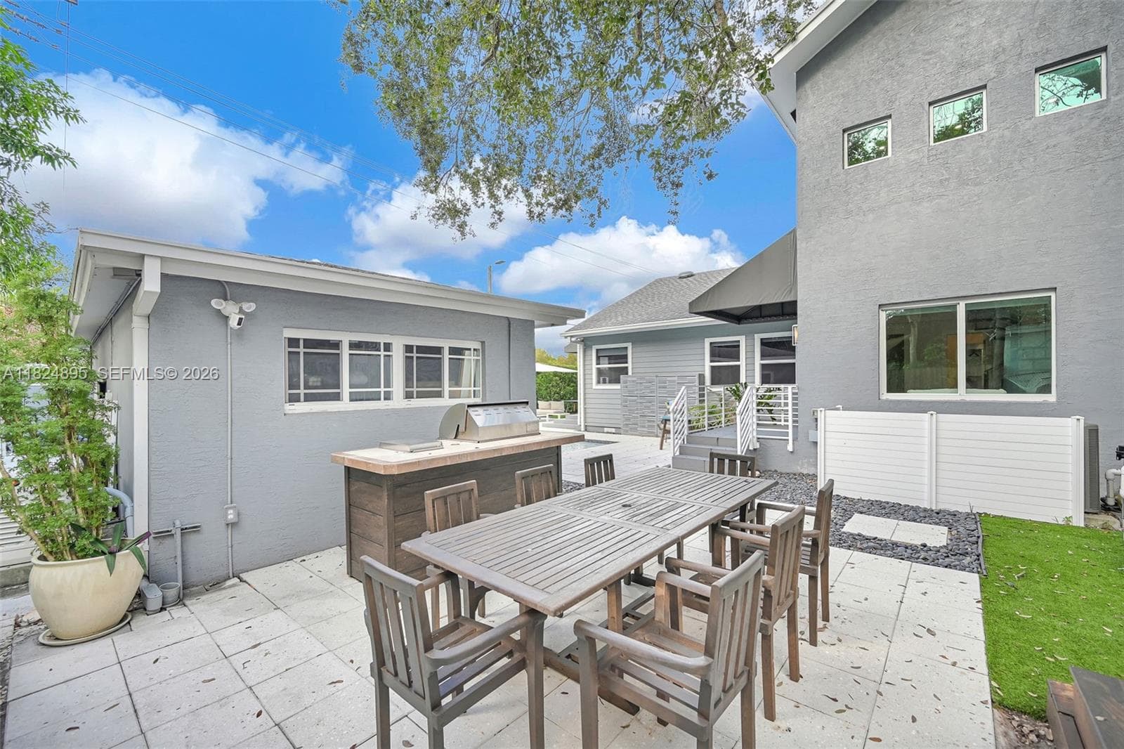 150 NE 50 # A, Miami FL 33137 — 94