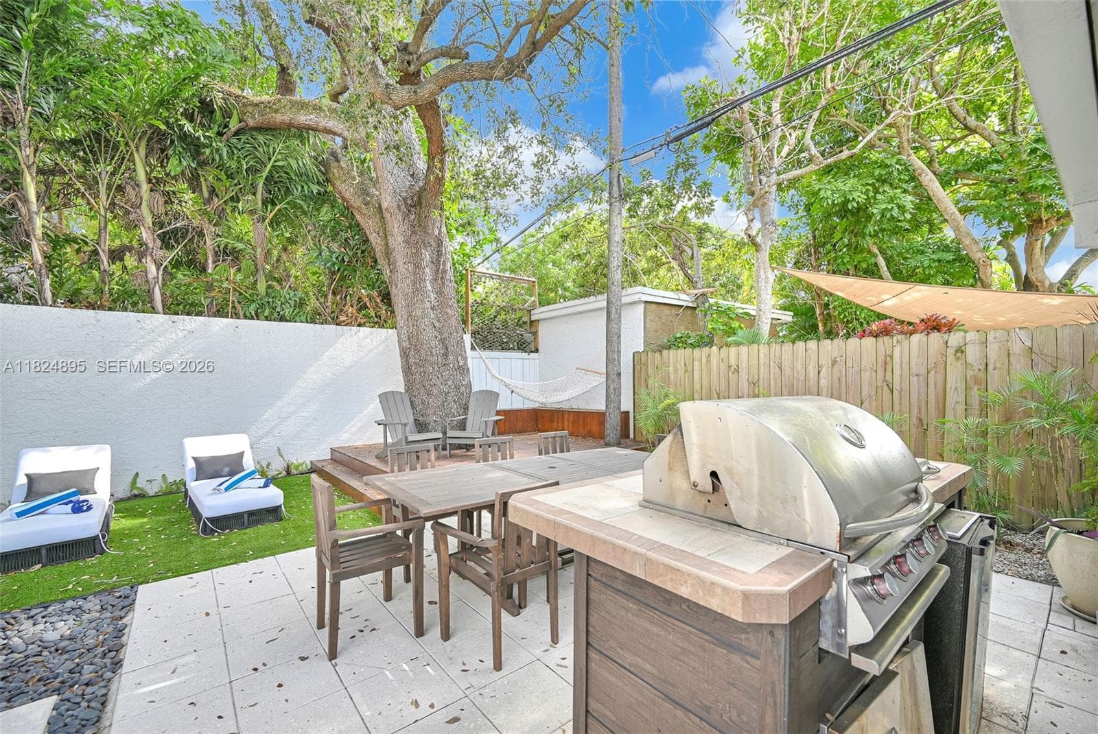 150 NE 50 # A, Miami FL 33137 — 96