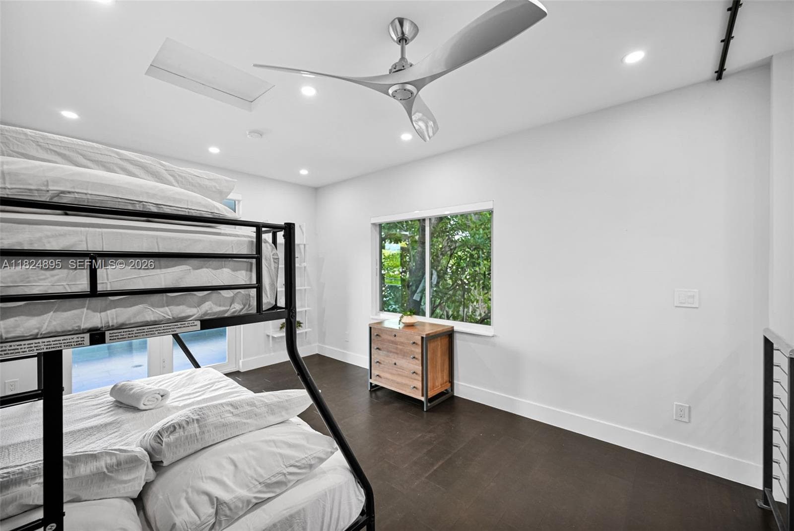 150 NE 50 # A, Miami FL 33137 — 24