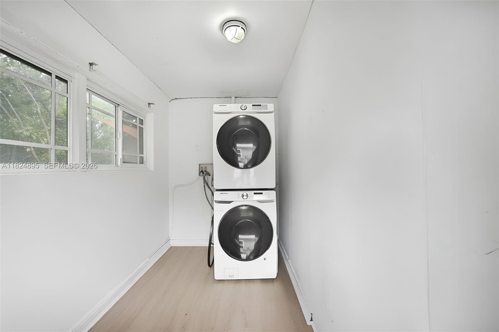 150 NE 50 # A, Miami FL 33137 — 34