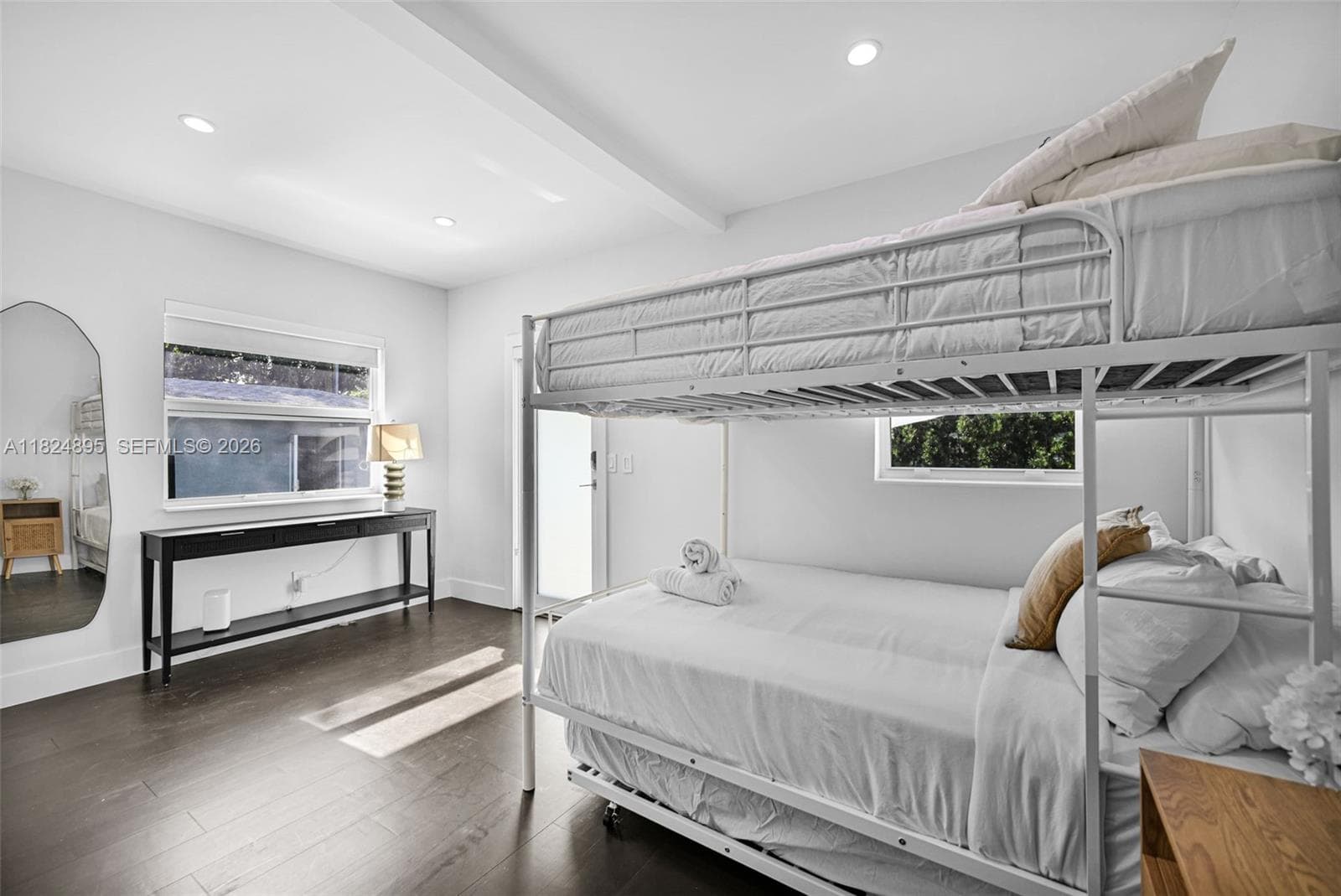 150 NE 50 # A, Miami FL 33137 — 33