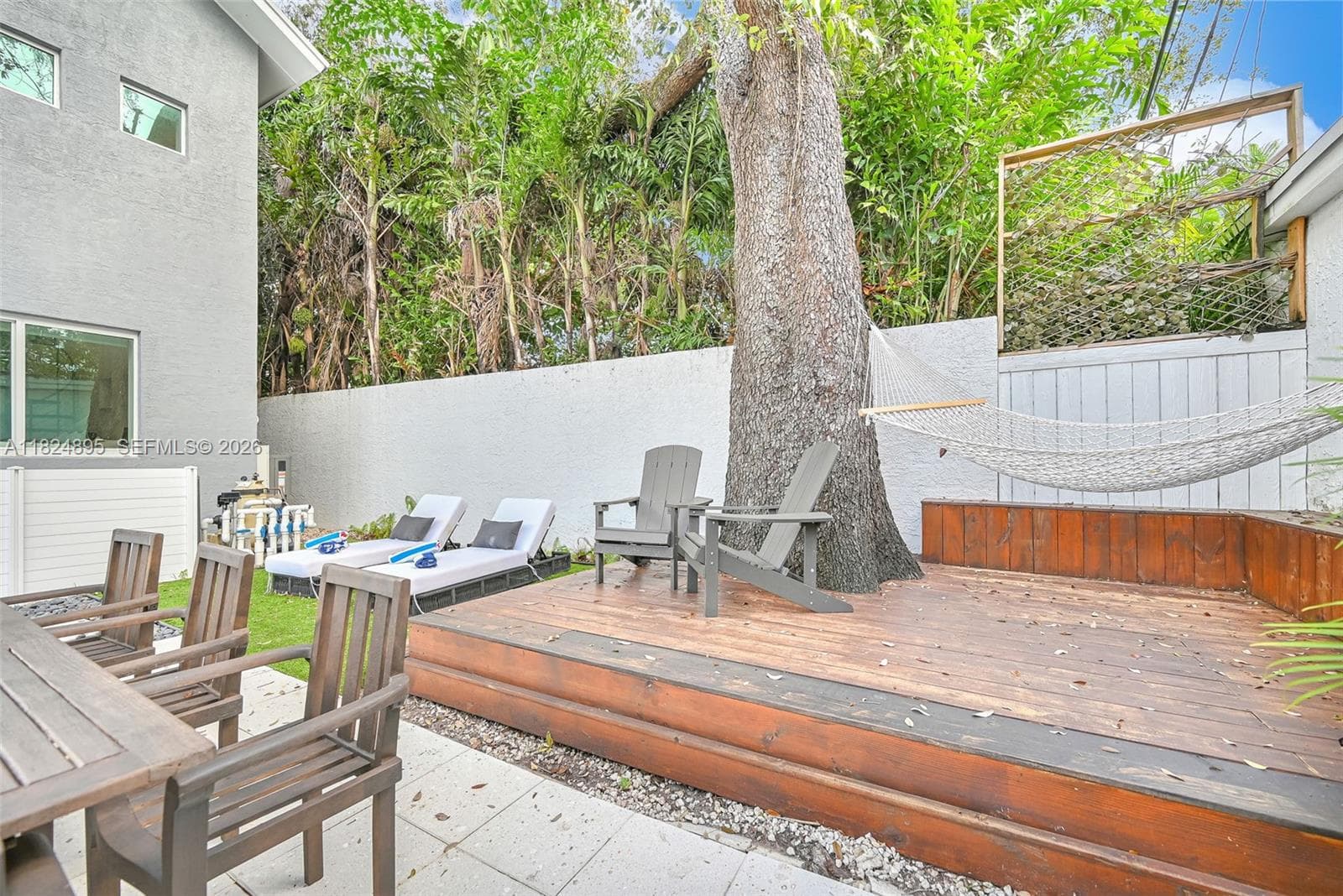 150 NE 50 # A, Miami FL 33137 — 93
