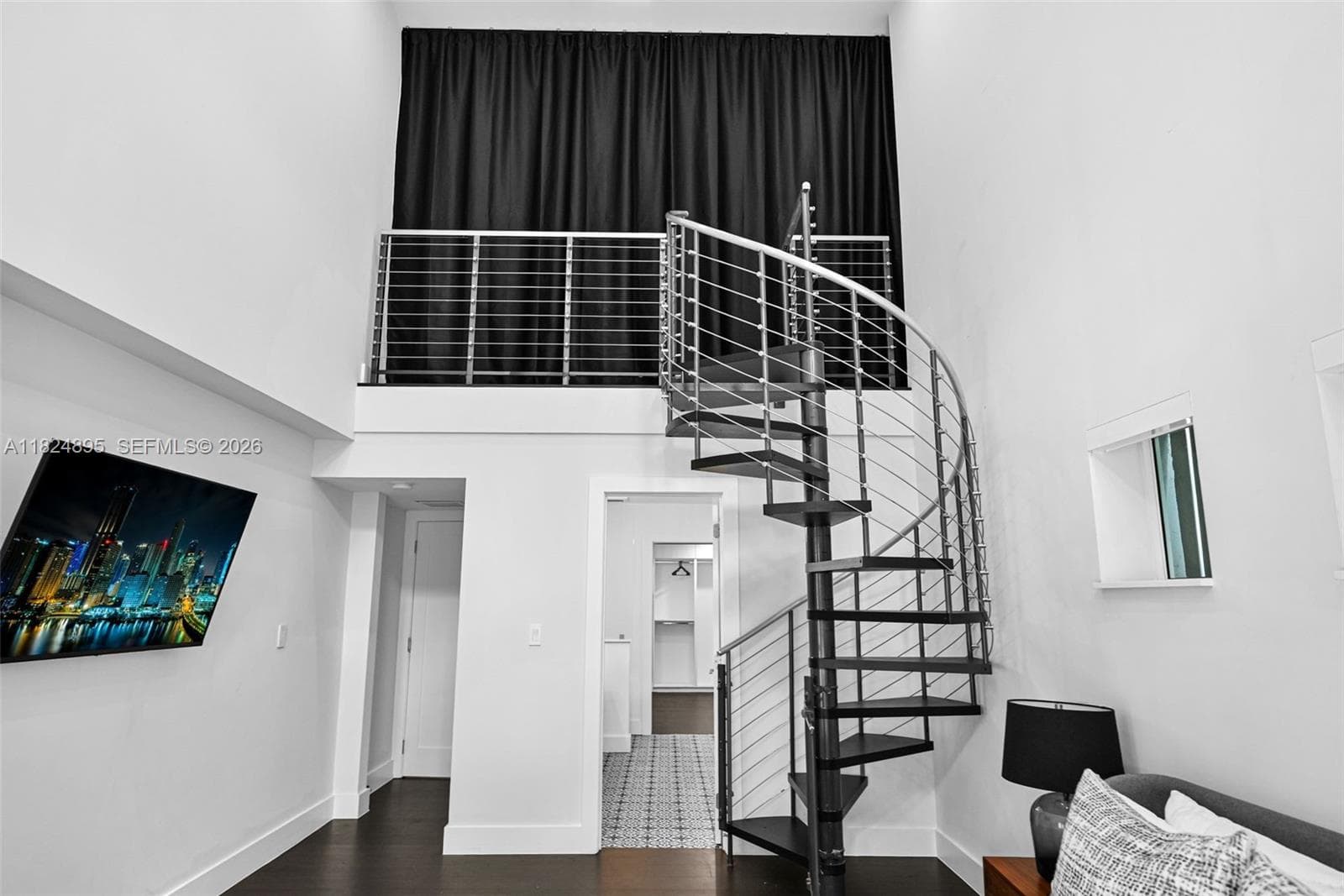 150 NE 50 # A, Miami FL 33137 — 21