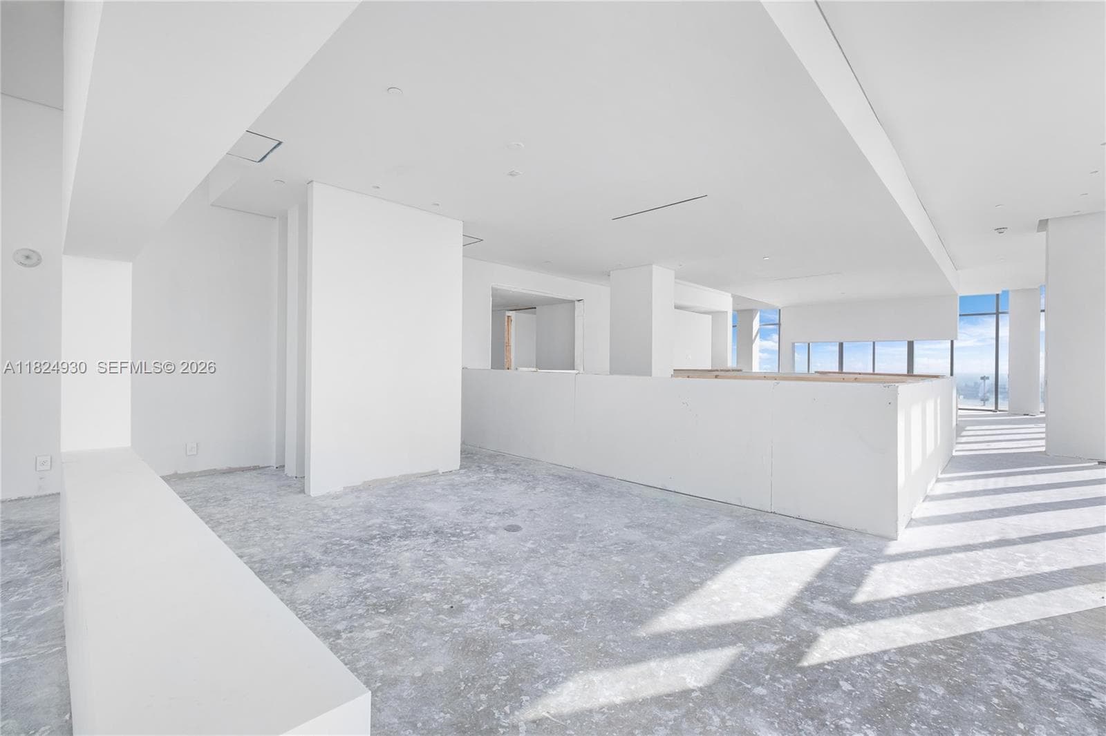 700 NE 26th Ter # 02, Miami FL 33137 — 37