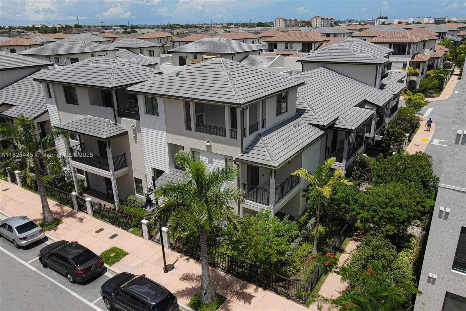 4269 NW 83rd Path, Doral FL 33166 — 6