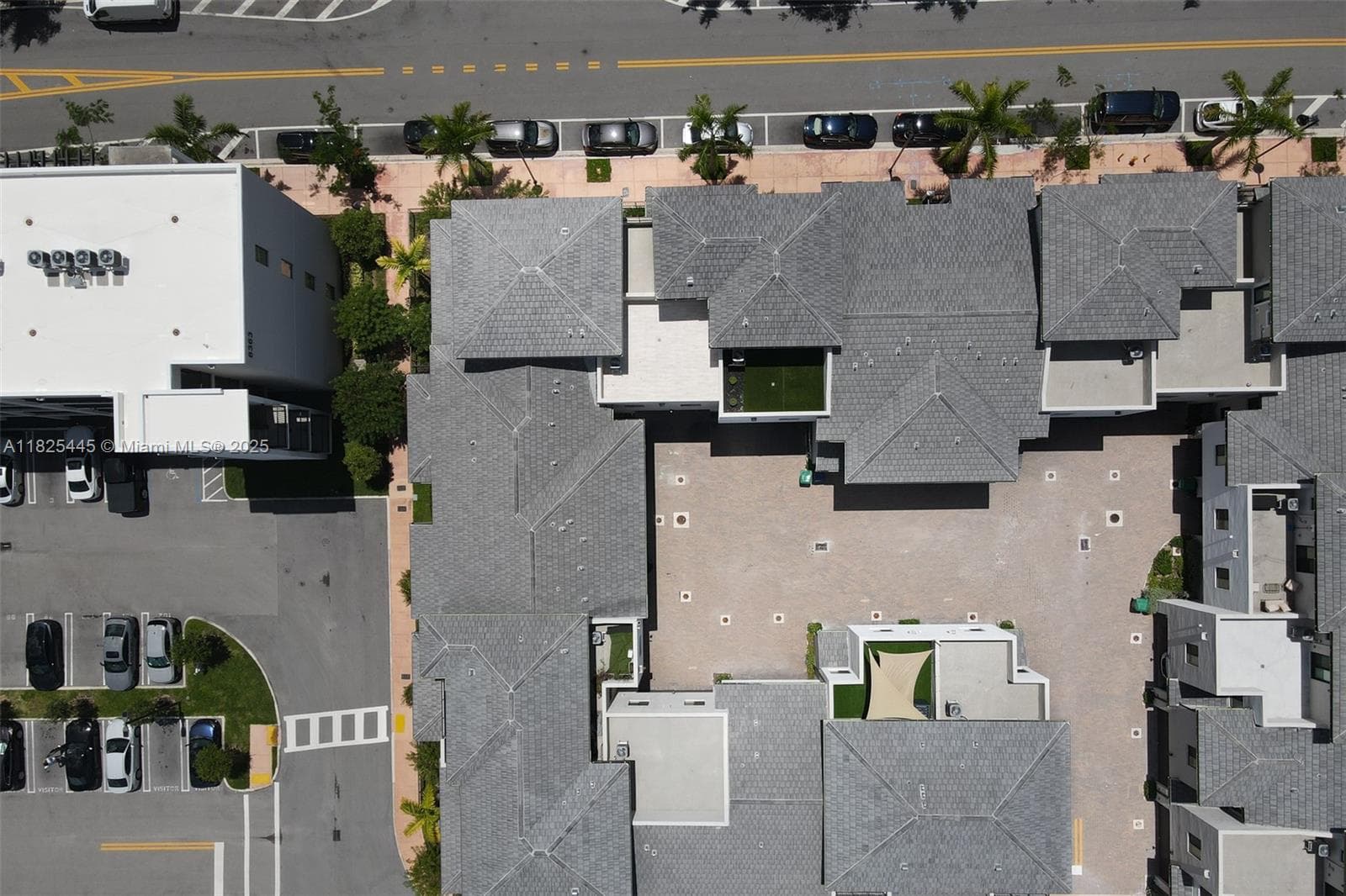 4269 NW 83rd Path, Doral FL 33166 — 47