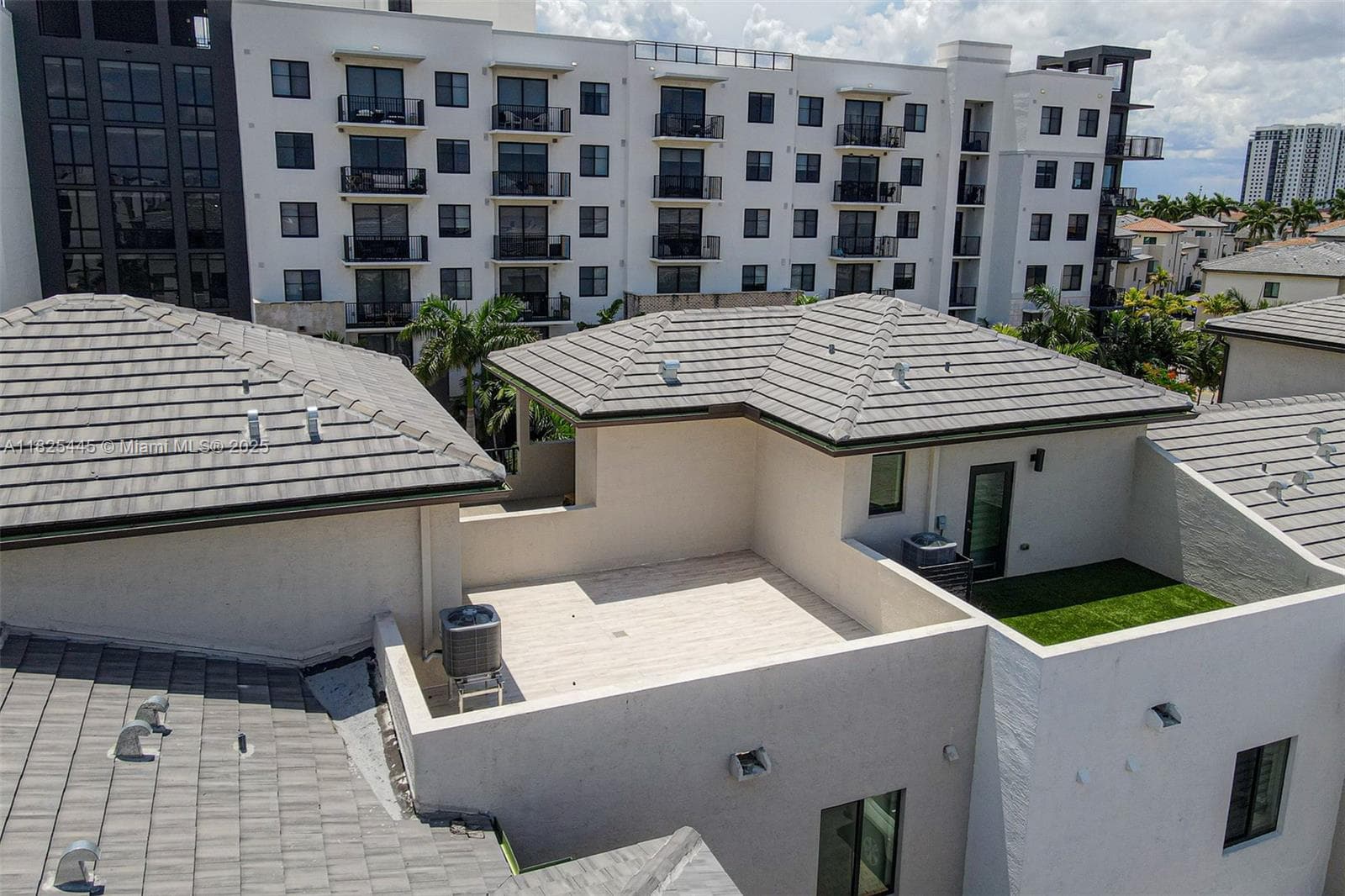 4269 NW 83rd Path, Doral FL 33166 — 43