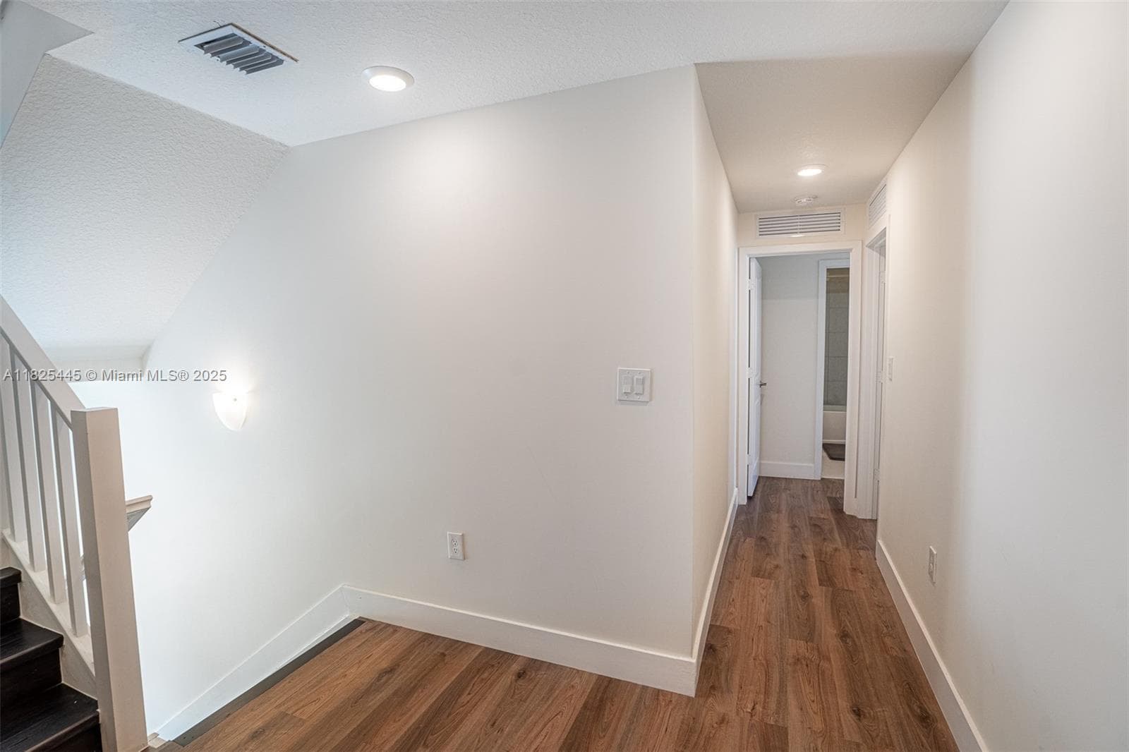 4269 NW 83rd Path, Doral FL 33166 — 16