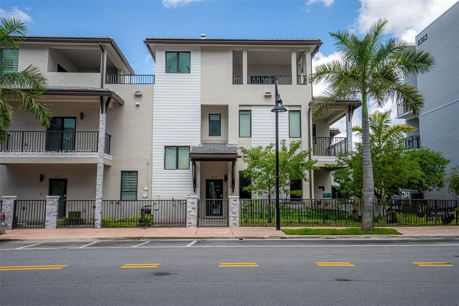 4269 NW 83rd Path, Doral FL 33166 — 1