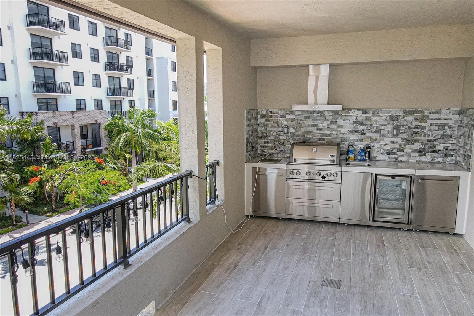 4269 NW 83rd Path, Doral FL 33166 — 34
