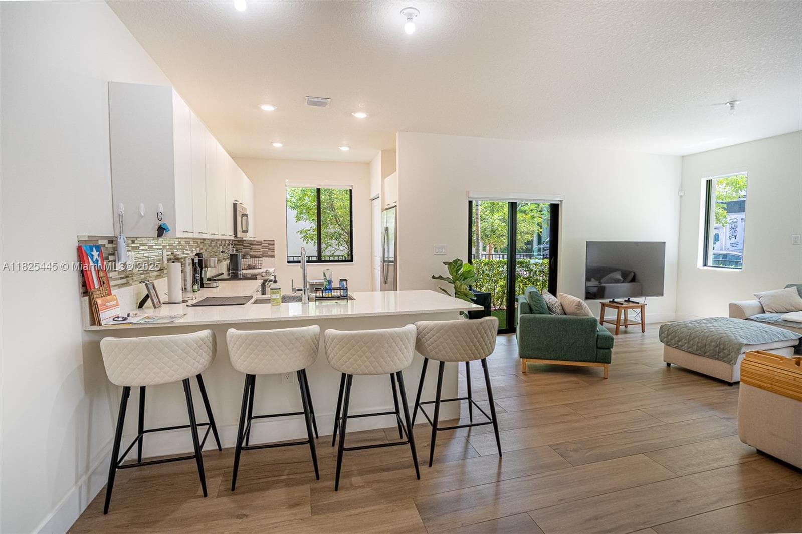 4269 NW 83rd Path, Doral FL 33166 — 11