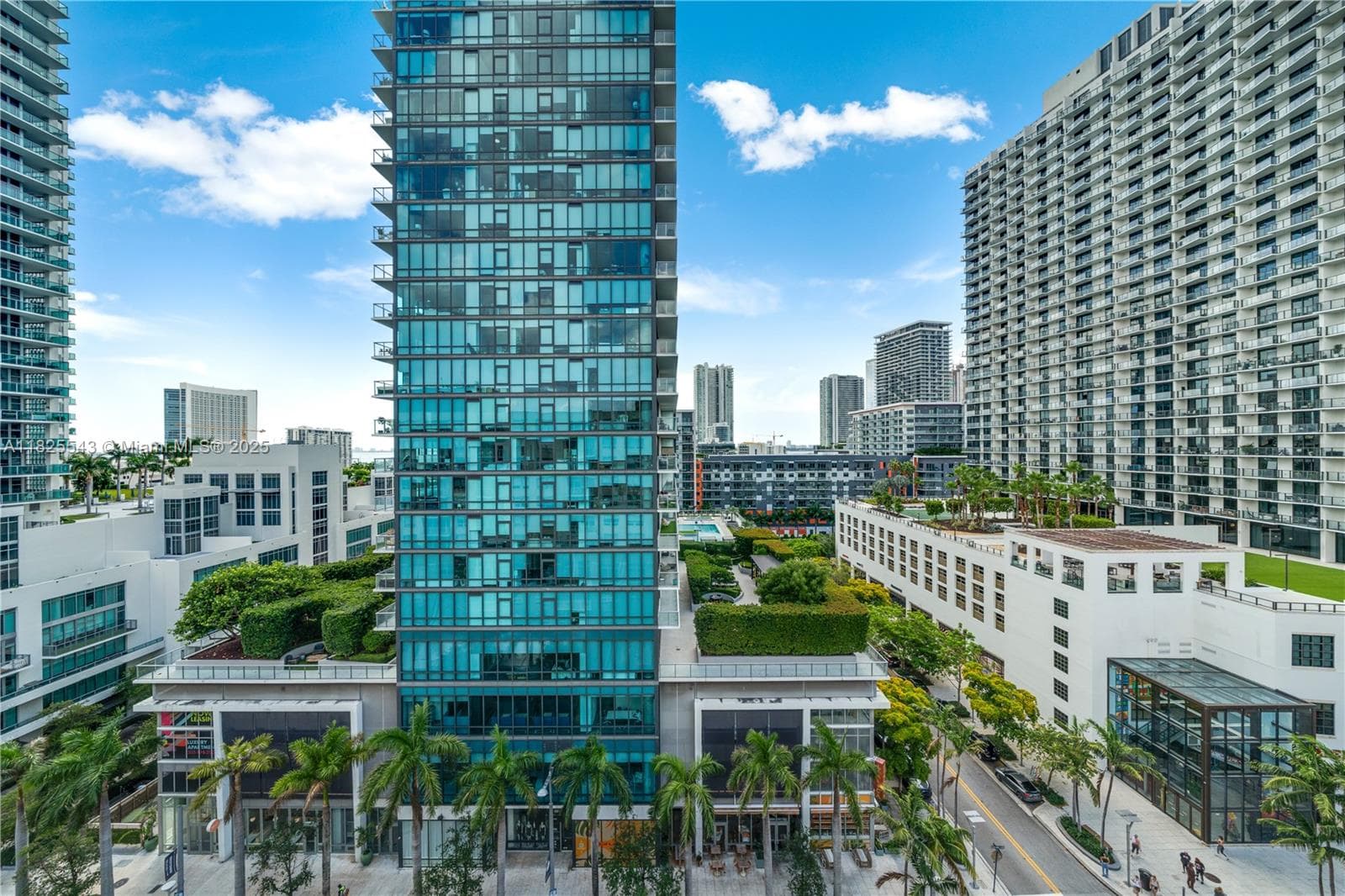 3250 NE 1st Ave # 1016, Miami FL 33137 — 27