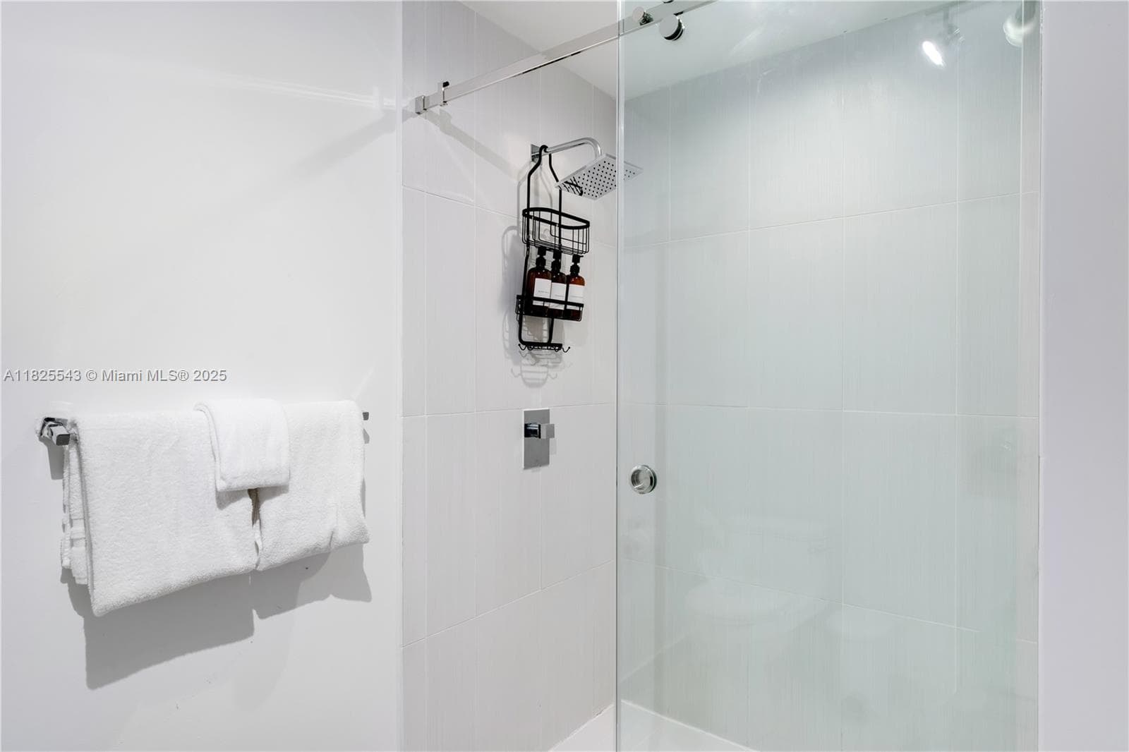 3250 NE 1st Ave # 1016, Miami FL 33137 — 17