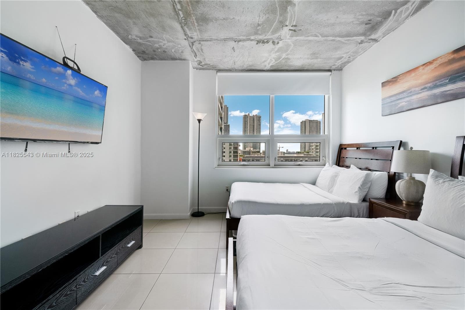 3250 NE 1st Ave # 1016, Miami FL 33137 — 18