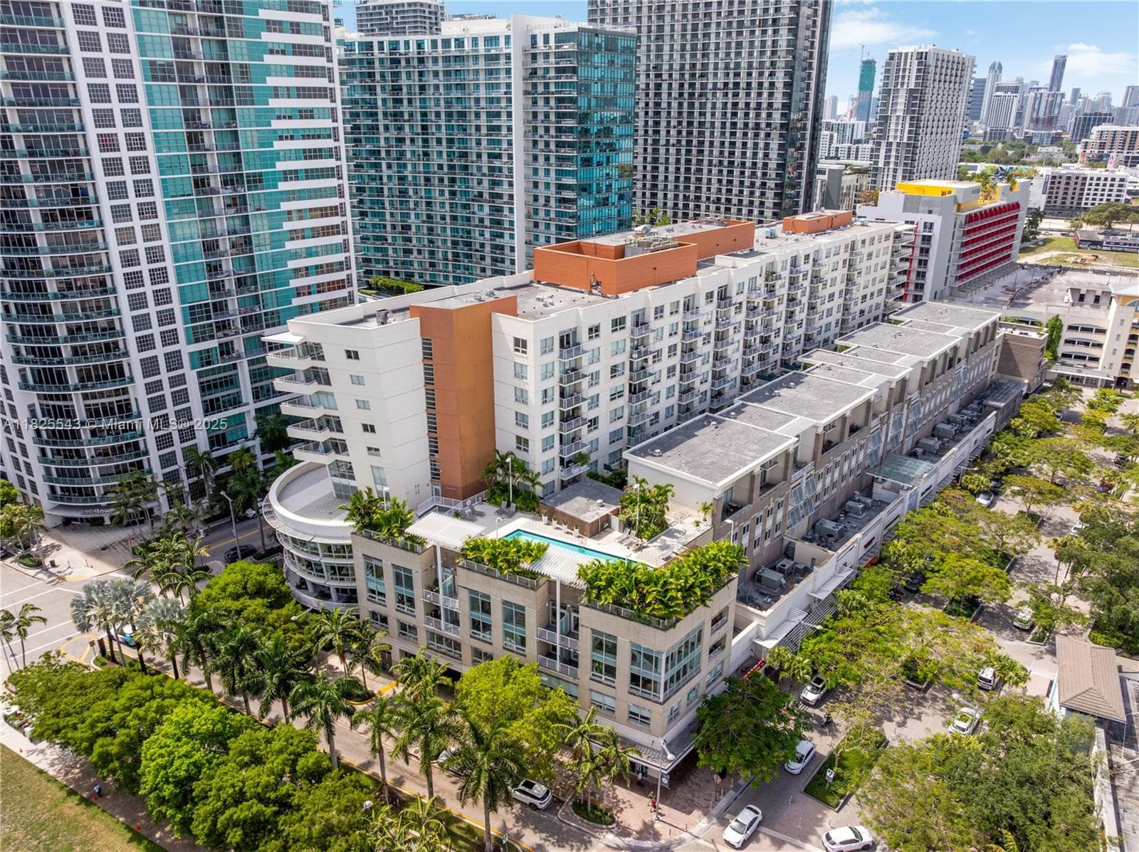 3250 NE 1st Ave # 1016, Miami FL 33137 — 29